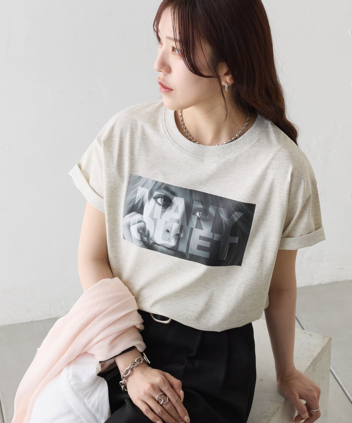 COLONY 2139(コロニー トゥーワンスリーナイン) MANYQUIET ロゴTシャツ