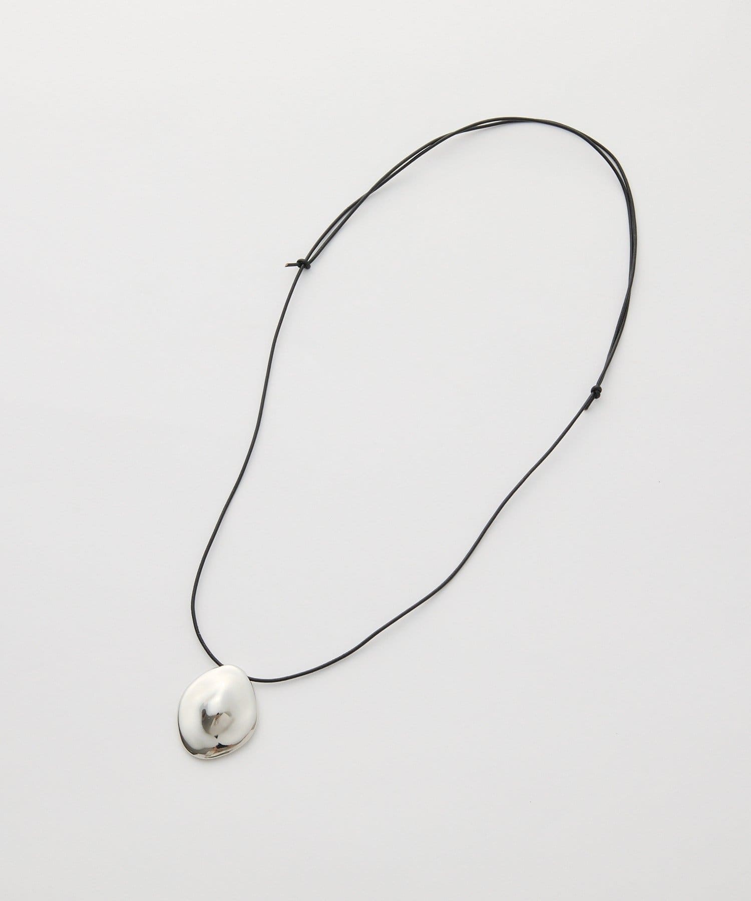 RIVE DROITE(リヴドロワ) 【存在感抜群】プレートスライドコードネックレス