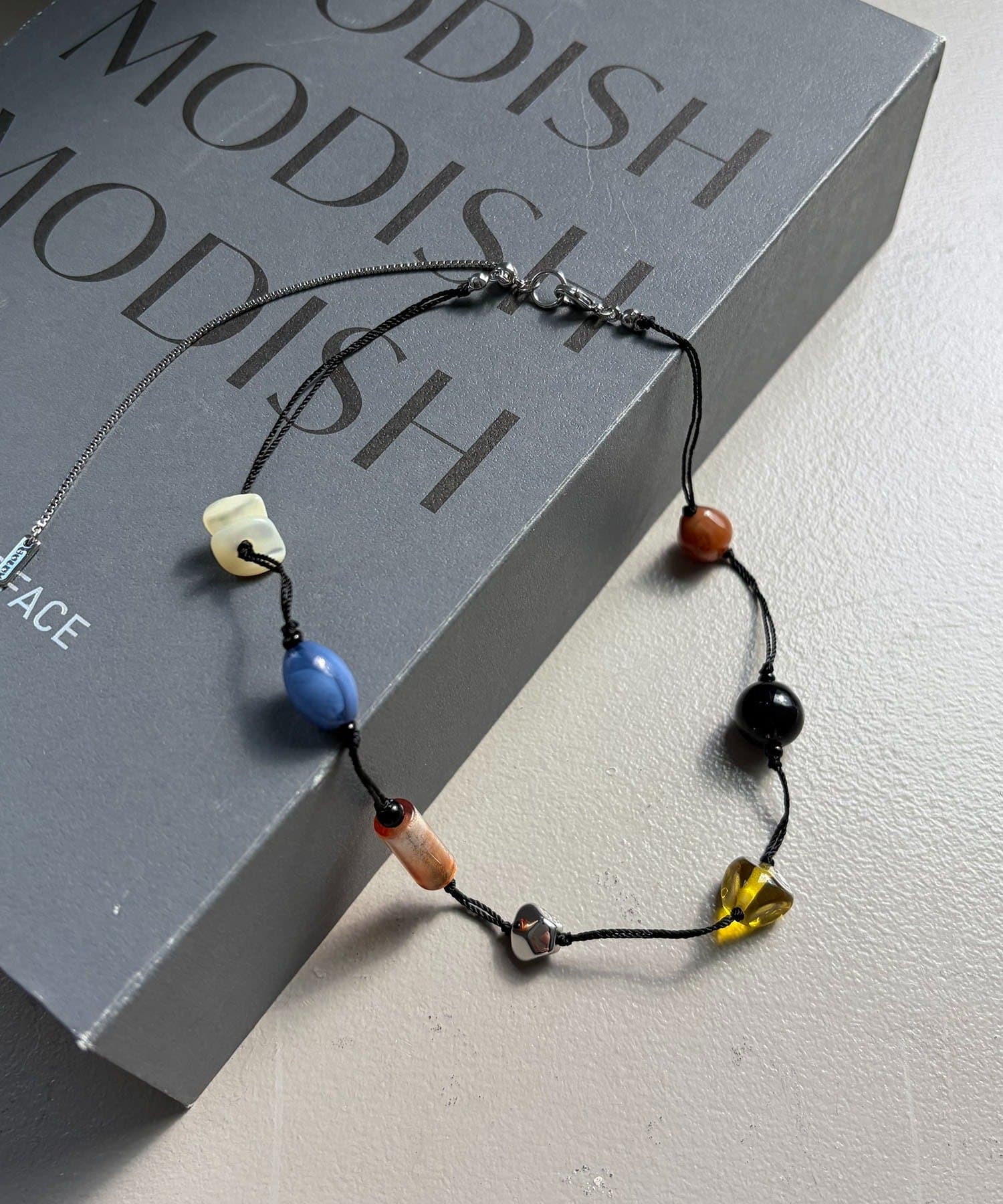 CAPRICIEUX LE'MAGE(カプリシュレマージュ) 〈GOLDY/ゴールディ〉マルチストーンネックレス