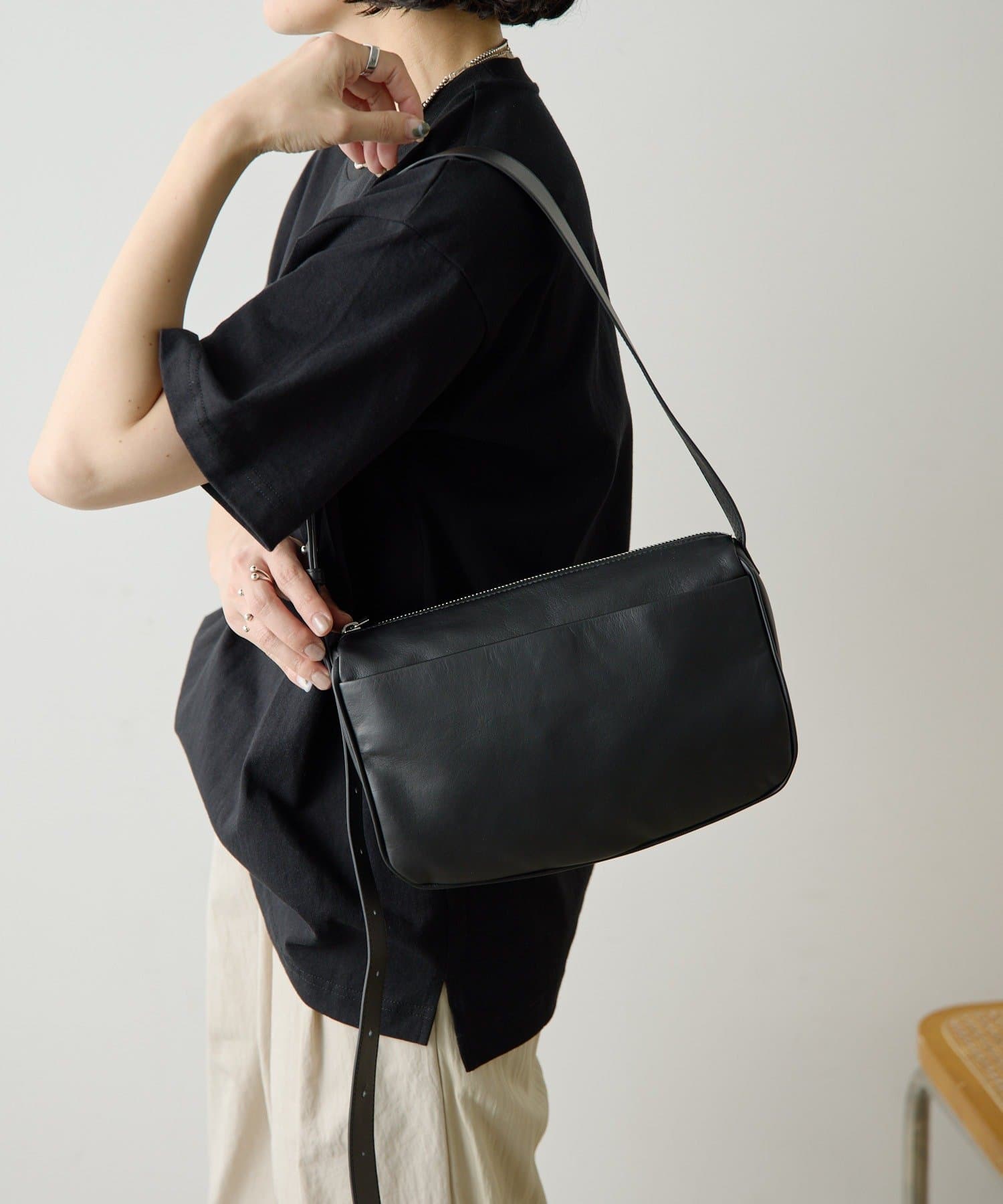 ear PAPILLONNER(イア パピヨネ) sampo×earコラボスワローマチショルダーバッグS《本革》