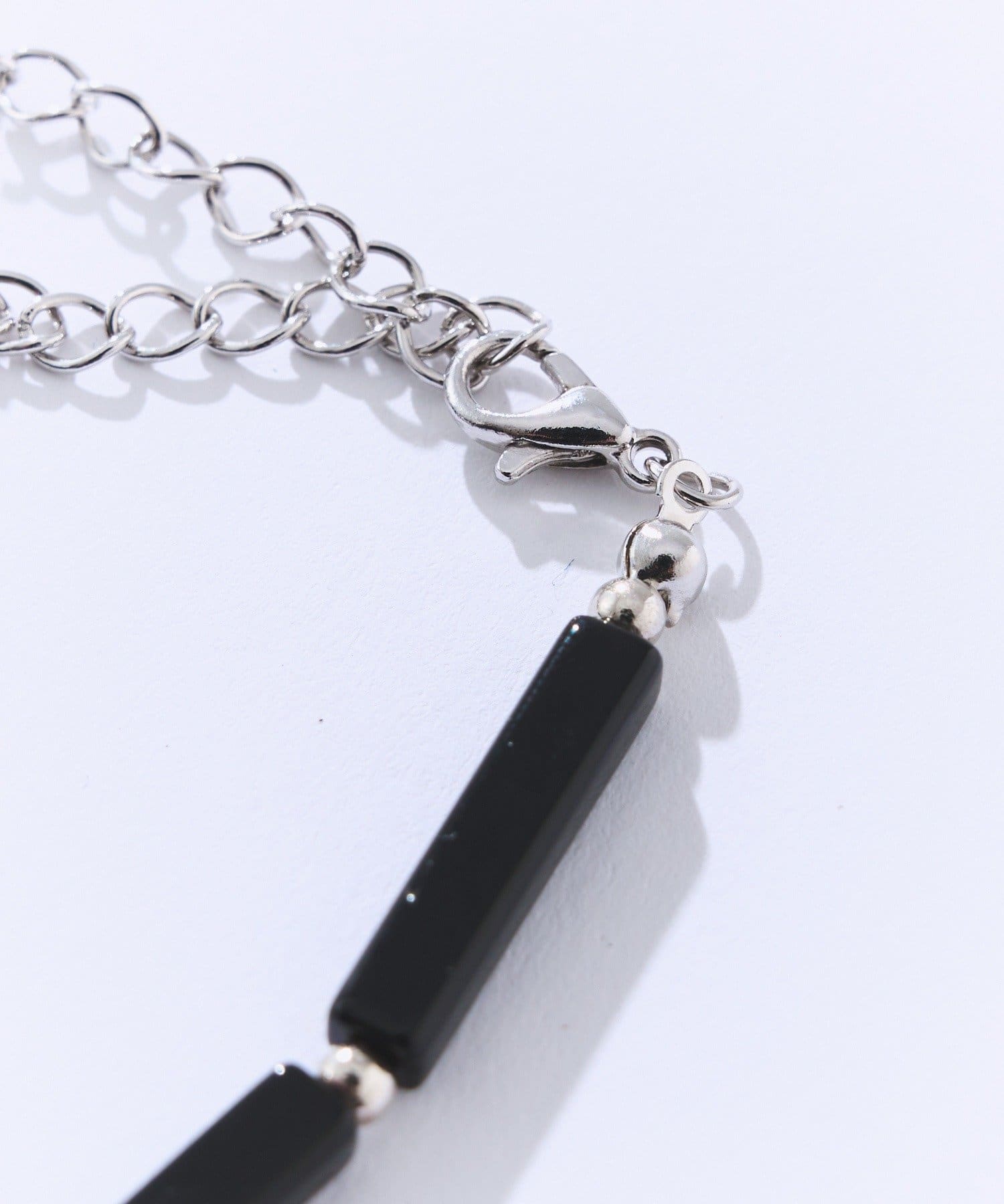 RIVE DROITE(リヴドロワ) 予約【軽やかな装いのアクセントに】カラービーズネックレス