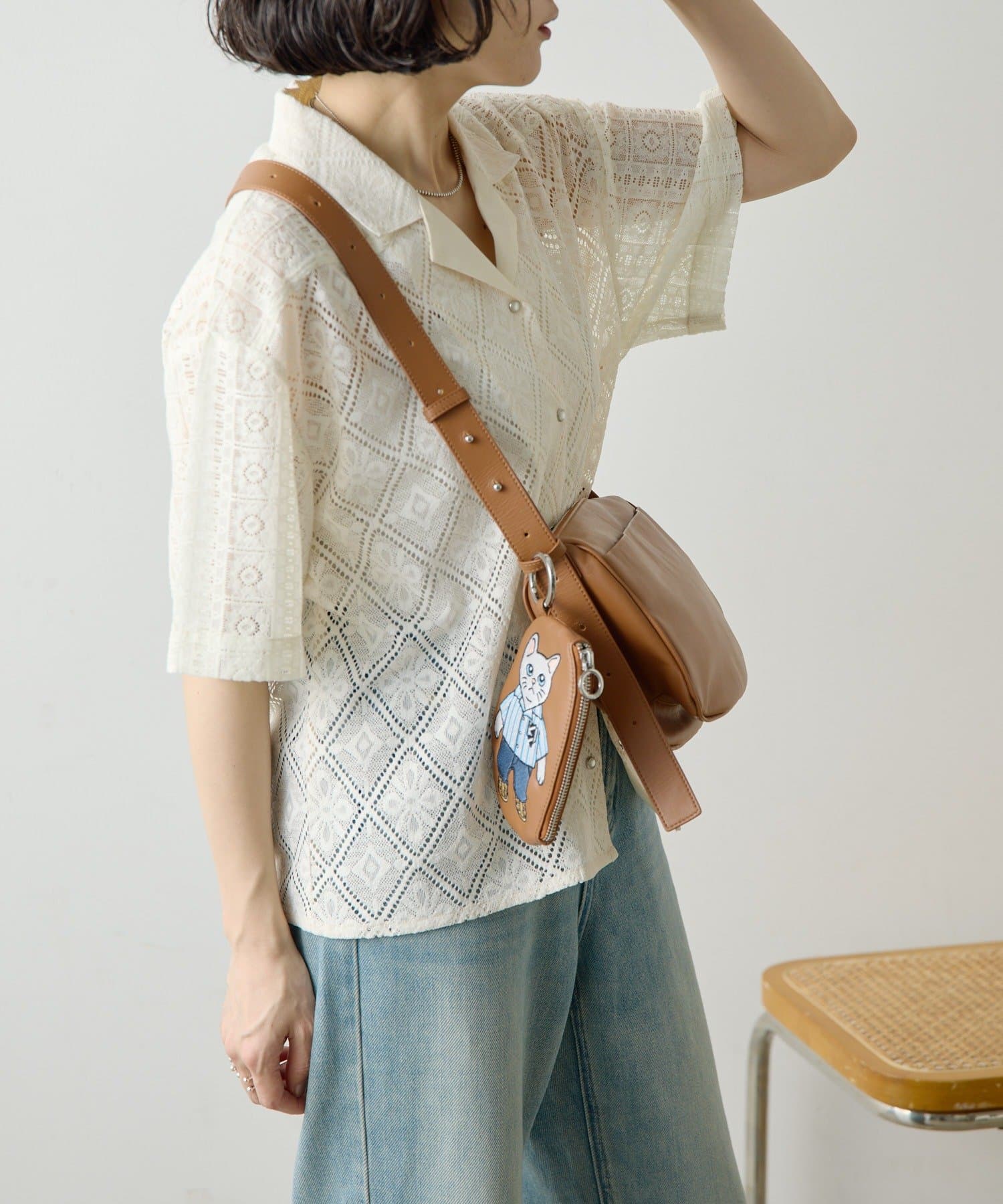 ear PAPILLONNER(イア パピヨネ) sampo×earコラボ刺しゅうレザーケース《本革》