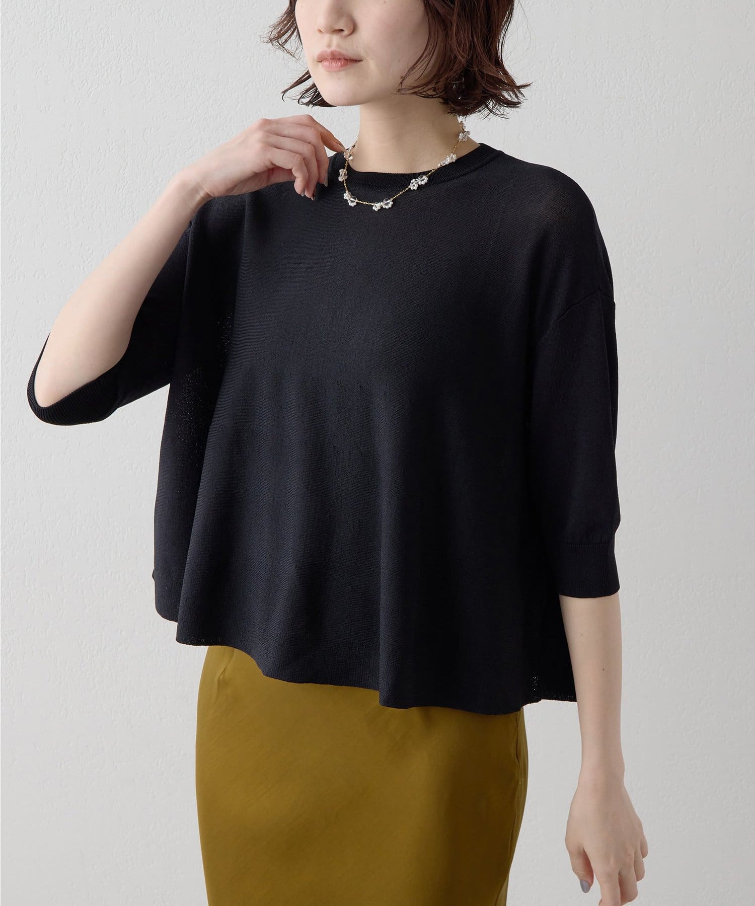 Whim Gazette(ウィム ガゼット) 【Drawing Numbers】クルーハーフスリーブ裾ラウンドニット