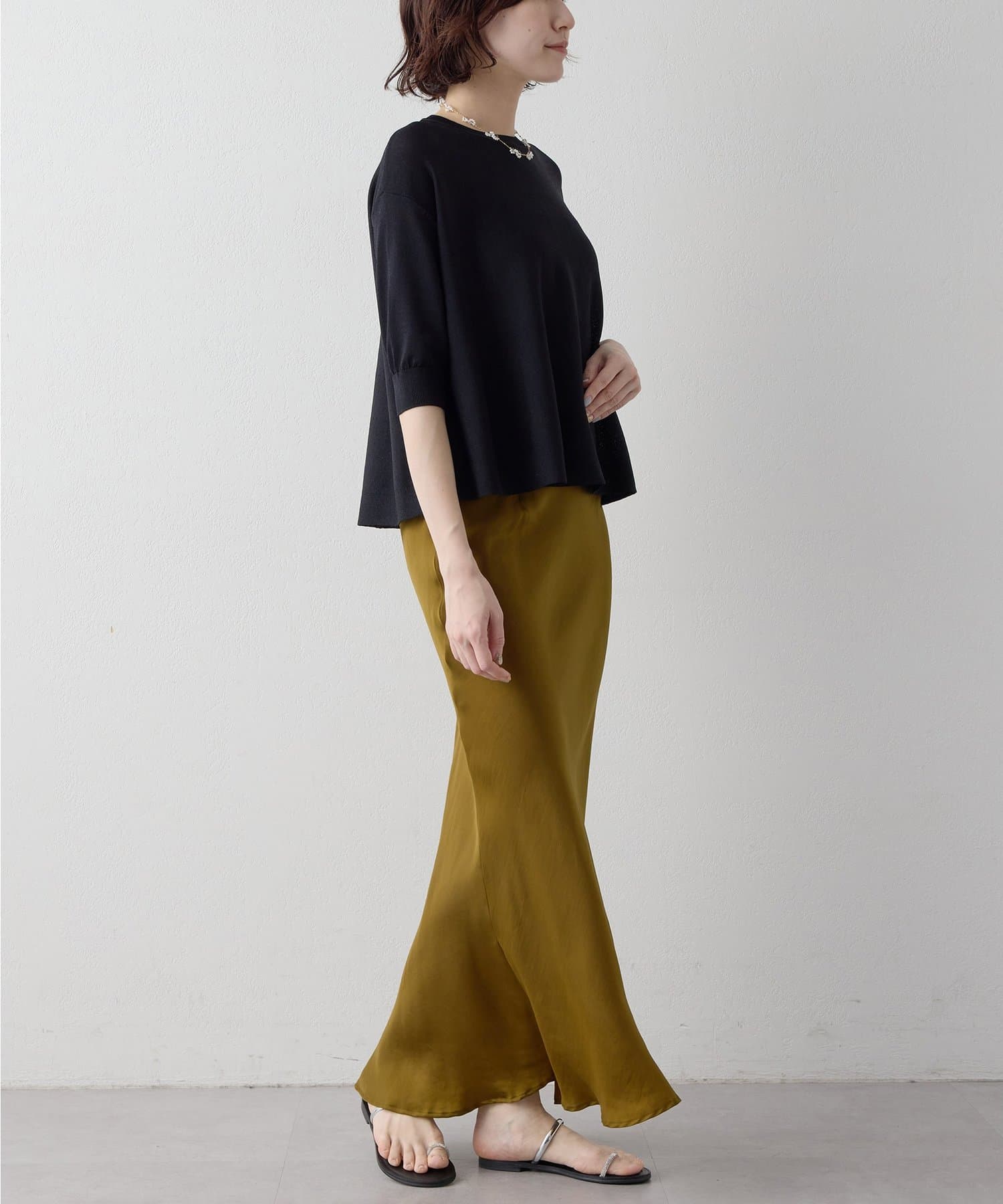 Whim Gazette(ウィム ガゼット) 【Drawing Numbers】クルーハーフスリーブ裾ラウンドニット