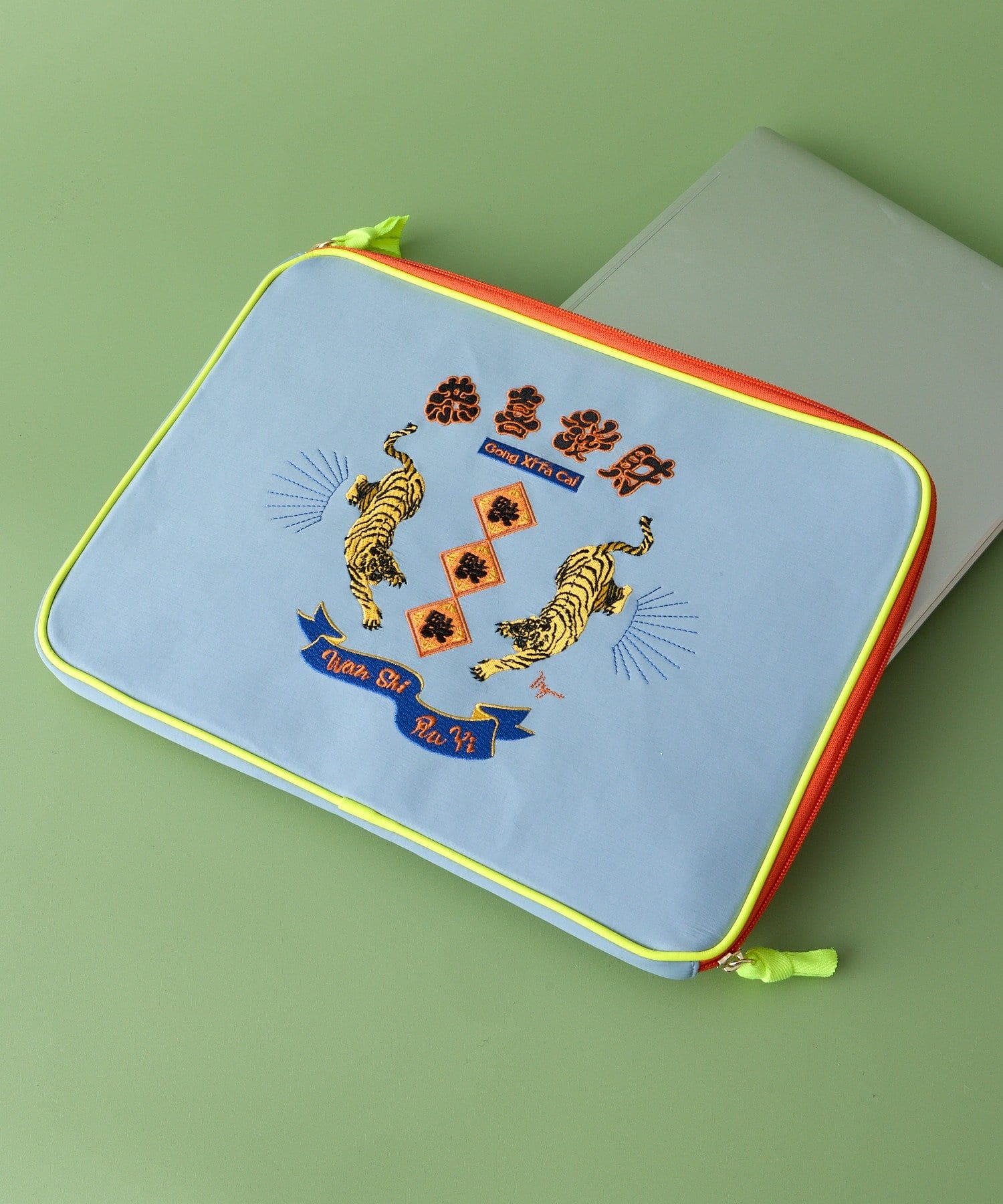 BIRTHDAY BAR(バースデイバー) 【MYUUA】PCケース