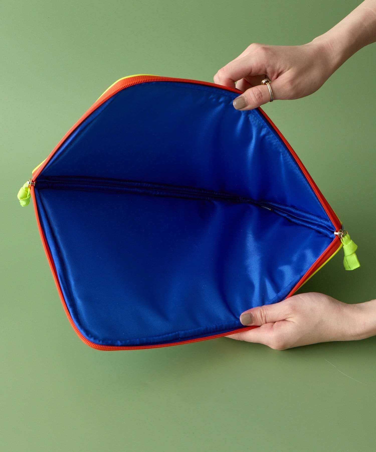 BIRTHDAY BAR(バースデイバー) 【MYUUA】PCケース