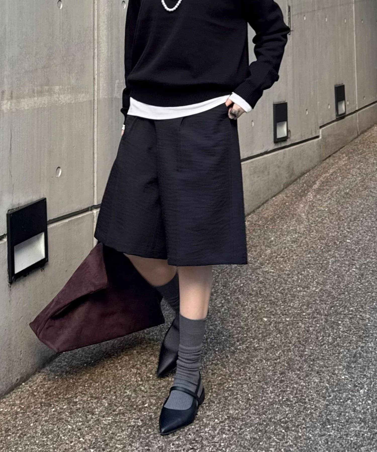 FREDY & GLOSTER(フレディ アンド グロスター) タックスラックスハーフパンツ