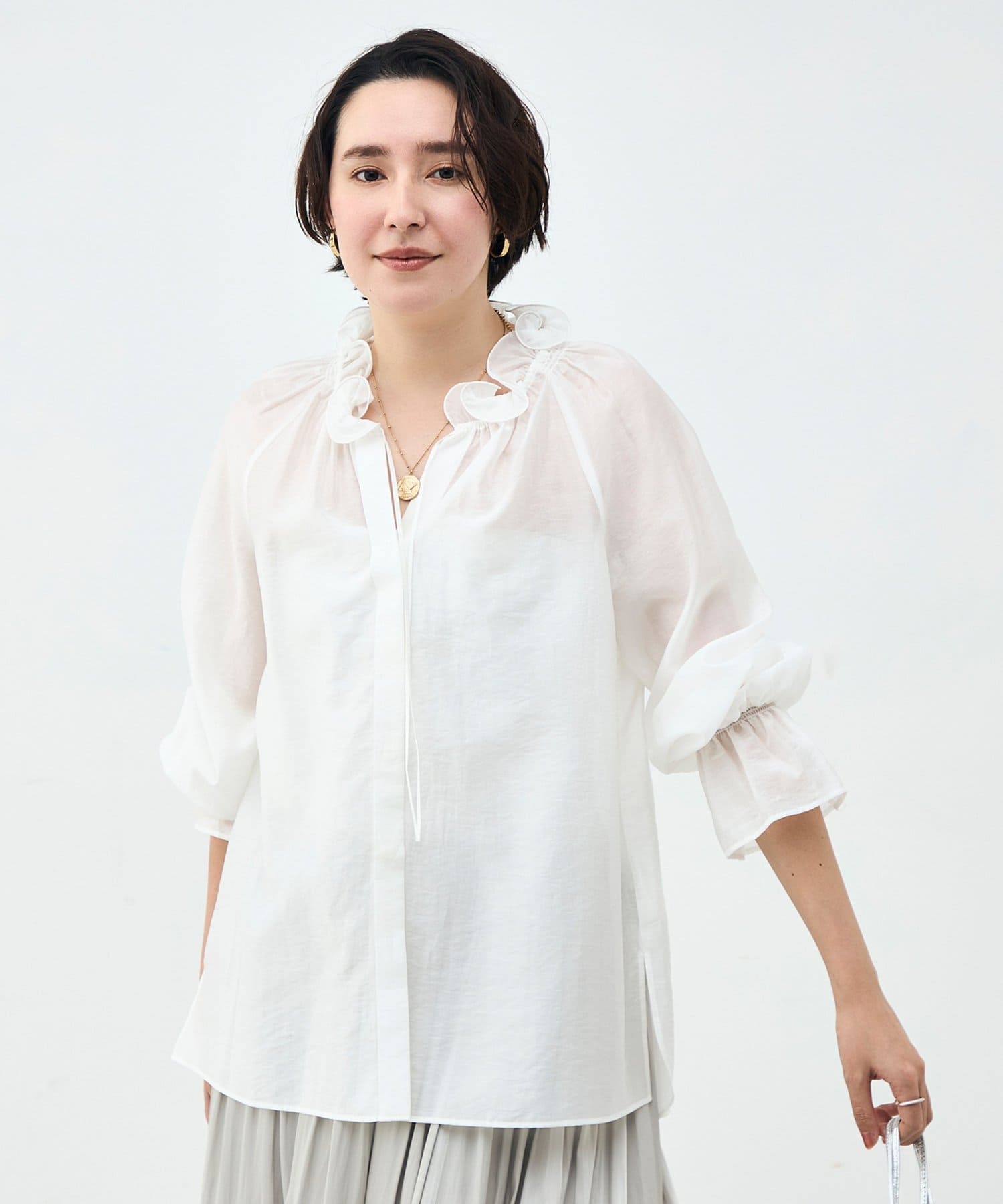 NOLLEY'S(ノーリーズ) ウォッシャブルシアーオーガンジーフリルネックブラウス