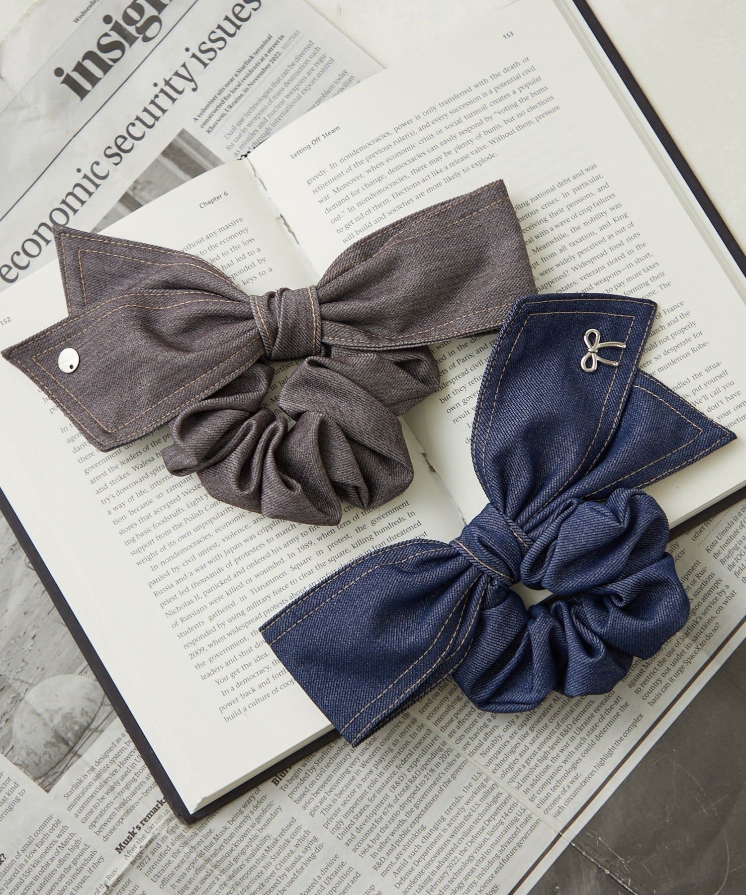 NICE CLAUP / OLIVE des OLIVE OUTLET(ナイスクラップ  / オリーブ デ オリーブ アウトレット) 【RMAF】デニムリボンシュシュ