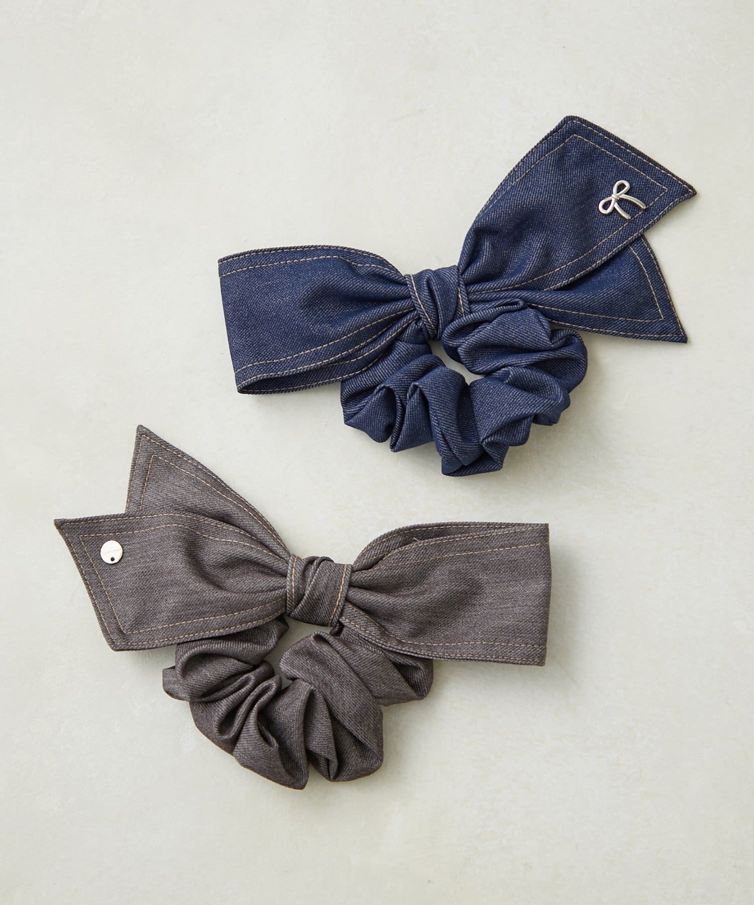 NICE CLAUP / OLIVE des OLIVE OUTLET(ナイスクラップ  / オリーブ デ オリーブ アウトレット) 【RMAF】デニムリボンシュシュ