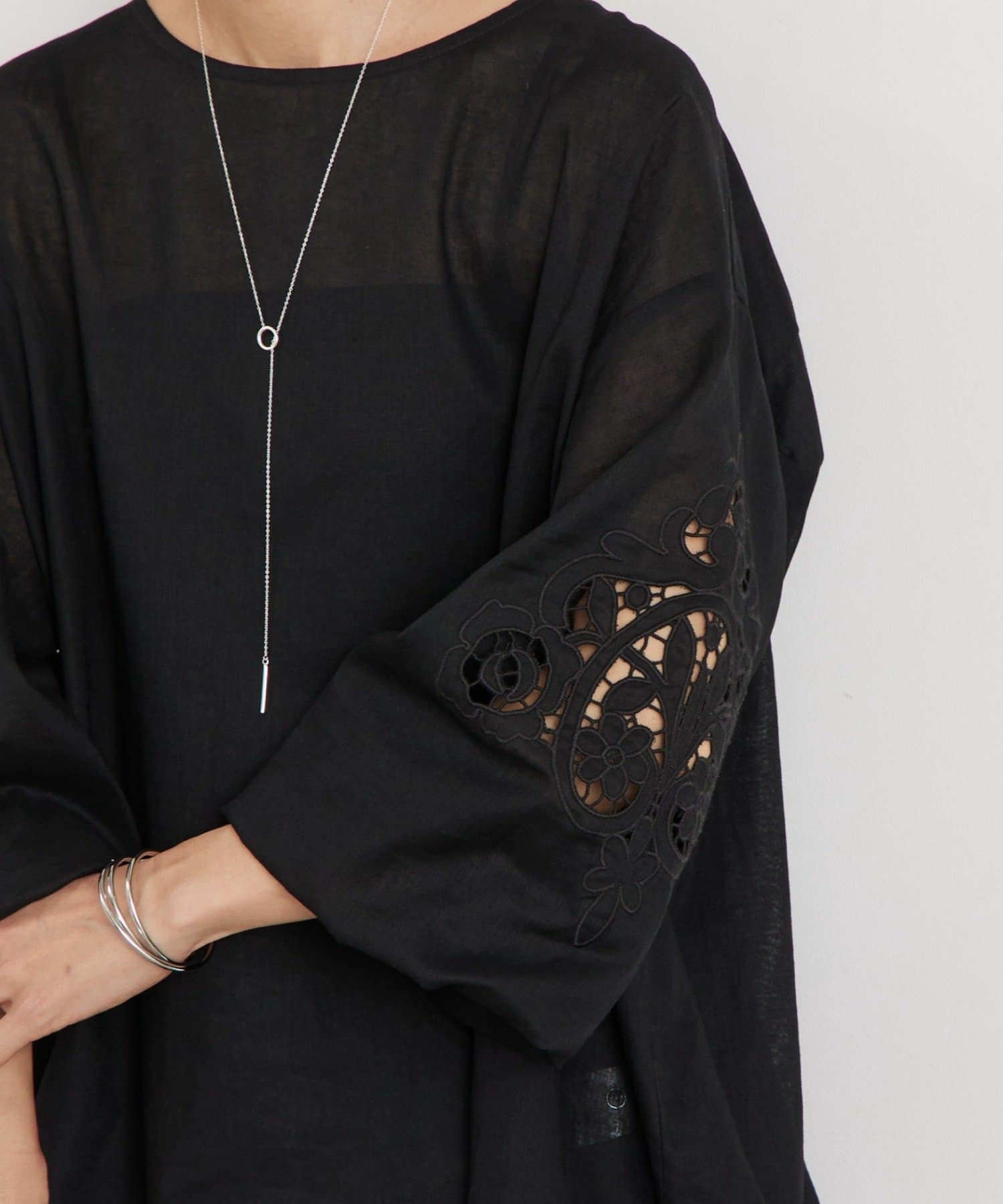 BEARDSLEY(ビアズリー) 《4/14(火)12:00予約開始》カットワークチュニック