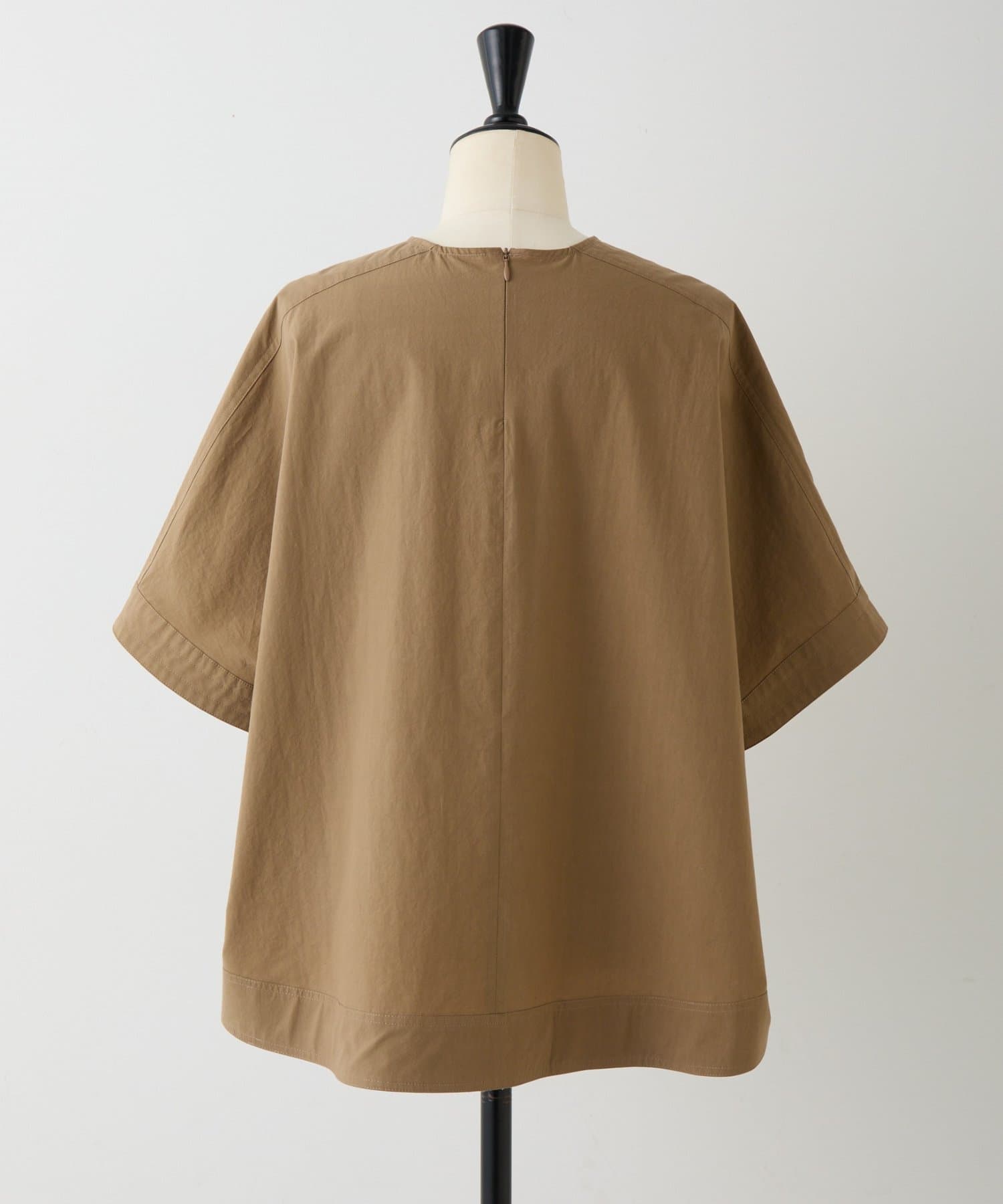 BEARDSLEY(ビアズリー) タイプライターボックスTee