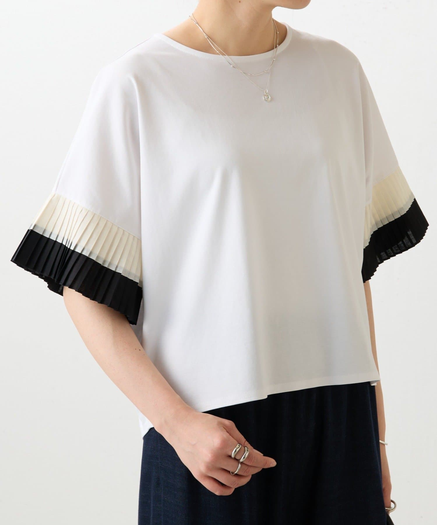 BEARDSLEY(ビアズリー) プリーツソデカットソー