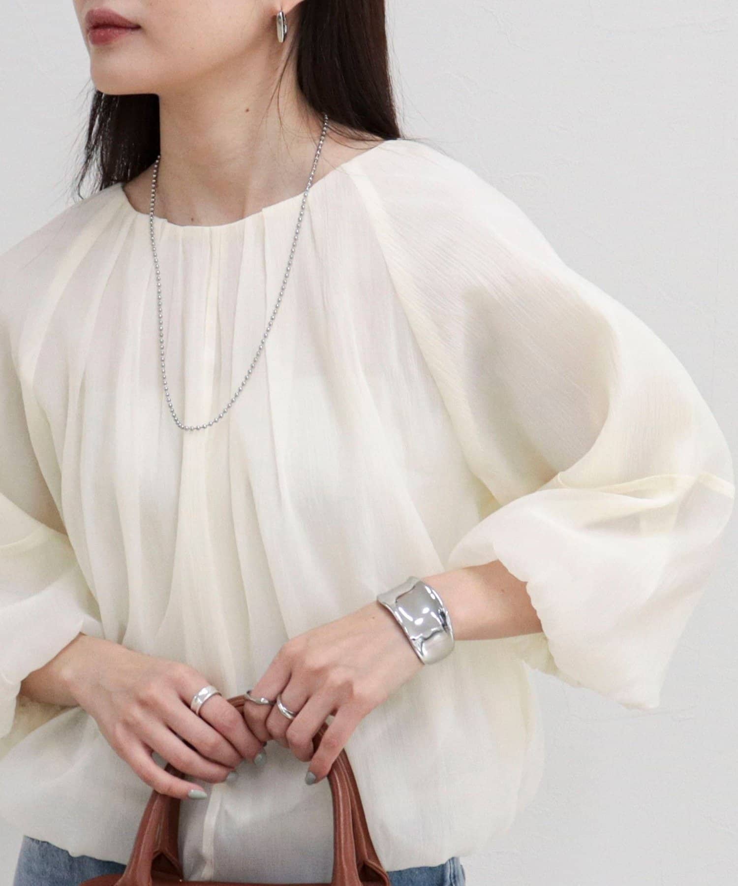 バルーンギャザーブラウス | FREDY & GLOSTER(フレディ アンド