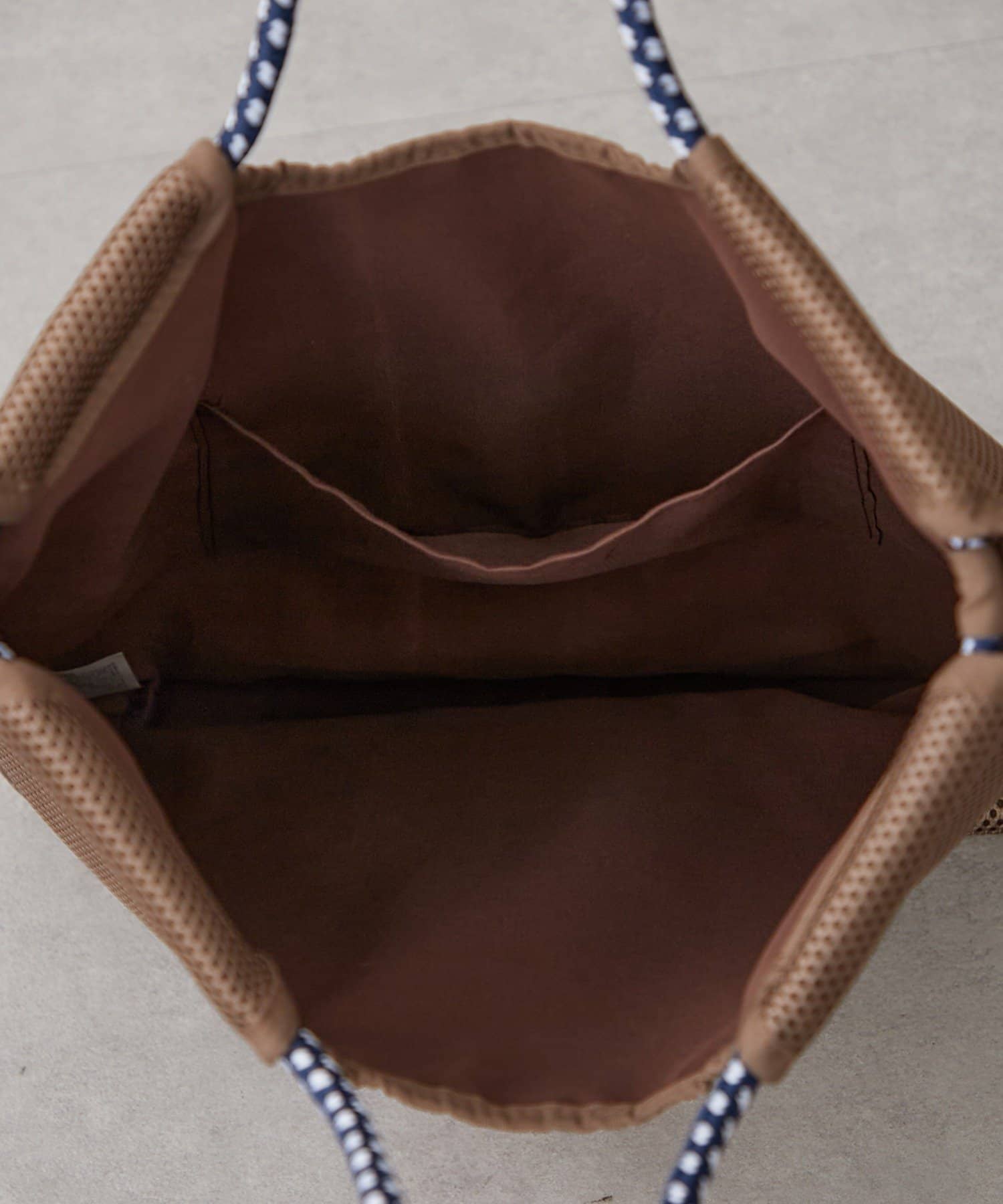 Remind me and forever(リマインドミーアンドフォーエバー) 【人気シリーズ！】メッシュアニマル刺繍コードトートバッグ