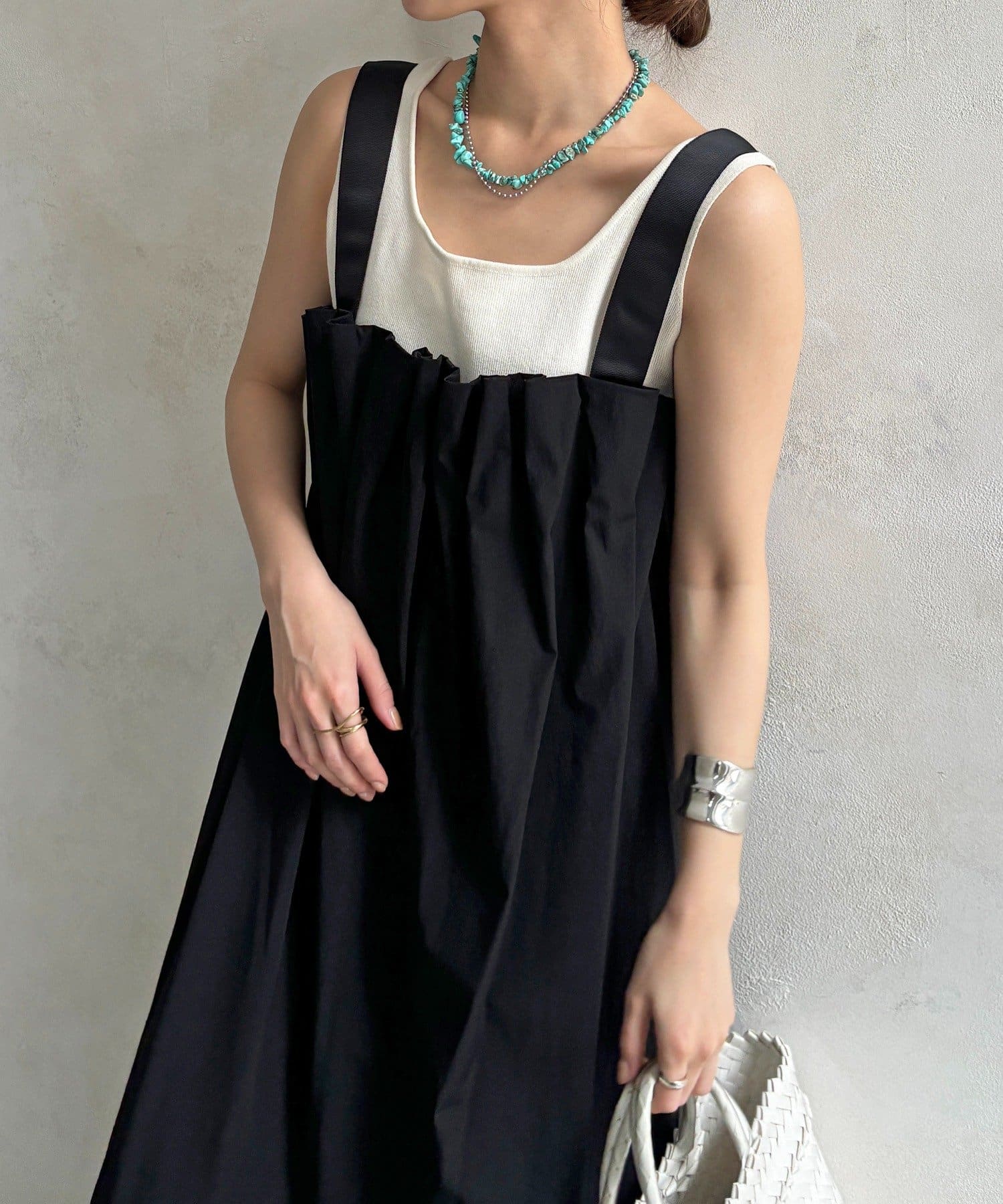 DOUDOU(ドゥドゥ) 撥水タックプリーツワンピース