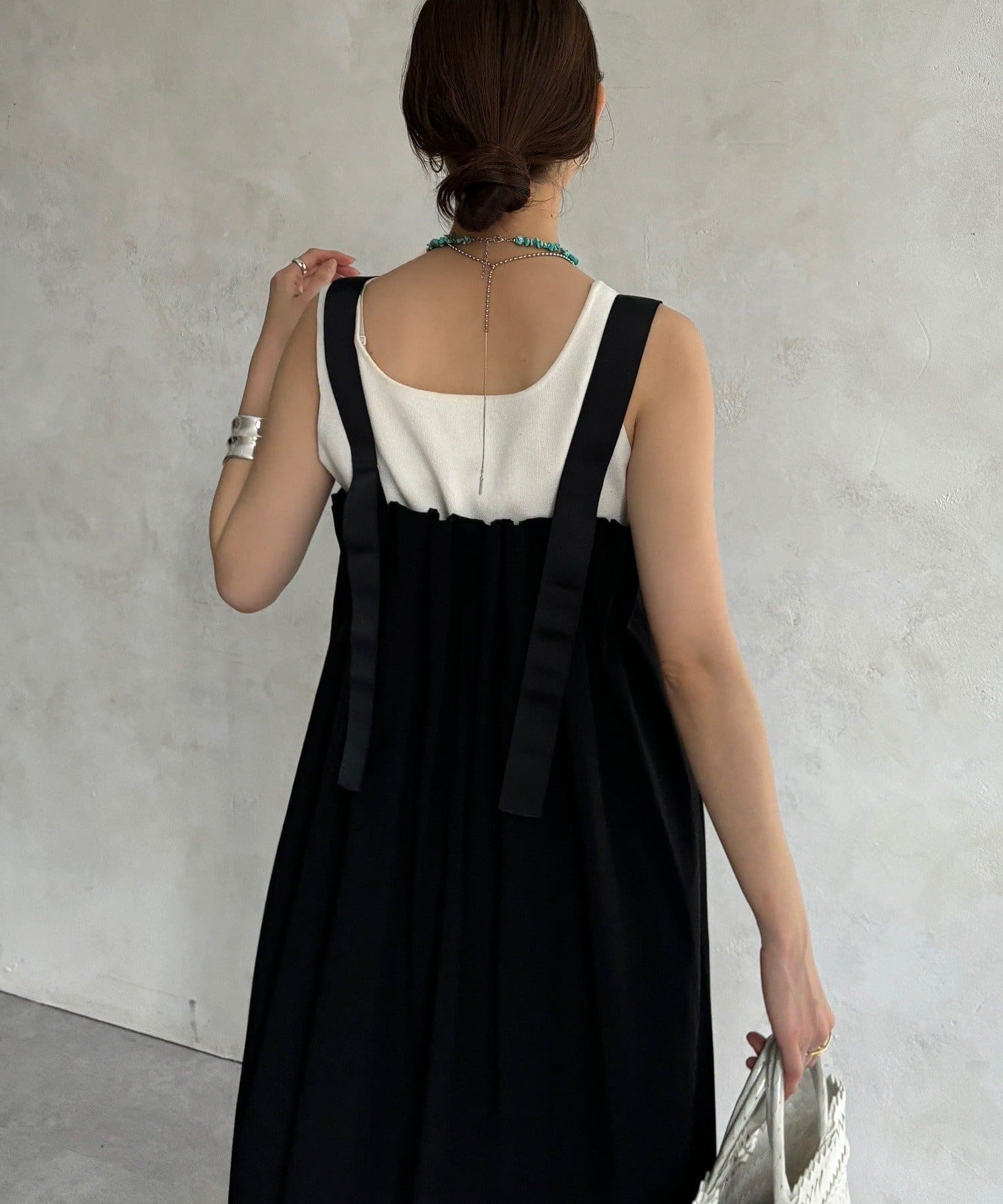 DOUDOU(ドゥドゥ) 撥水タックプリーツワンピース