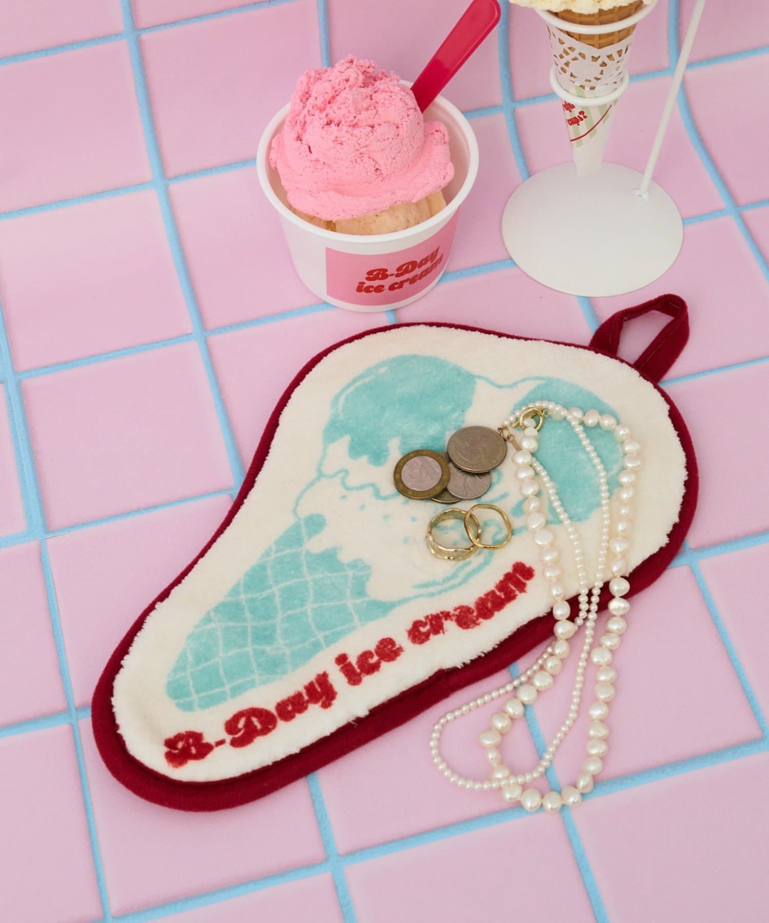 BIRTHDAY BAR(バースデイバー) B-DAYアイスクリーム　アクセントマット