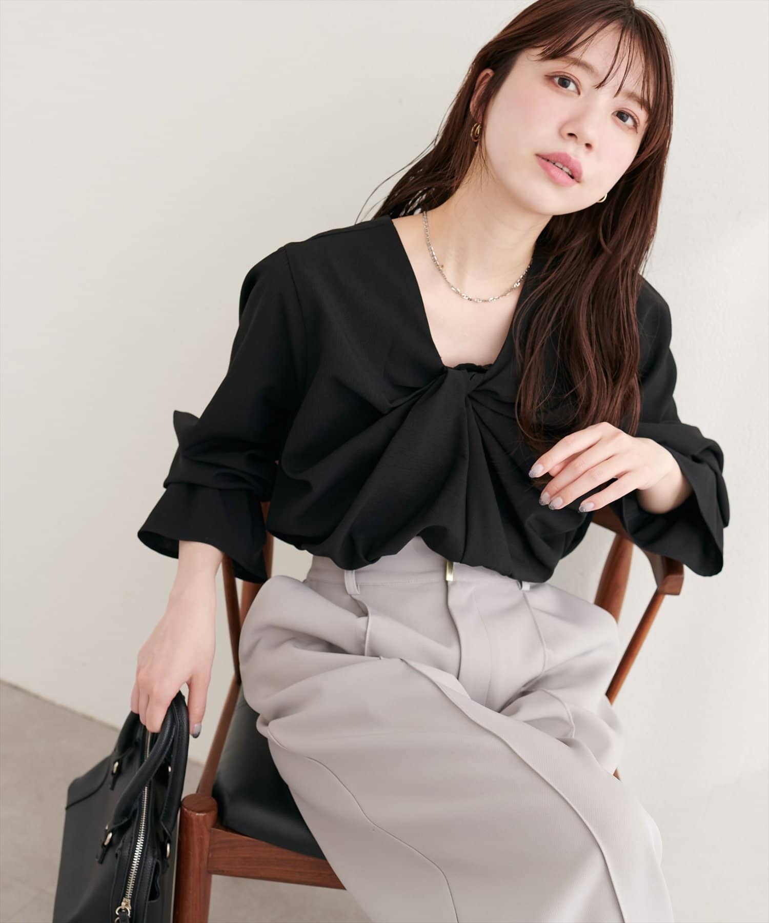 natural couture(ナチュラルクチュール) 前後２WAYフロントねじりブラウス