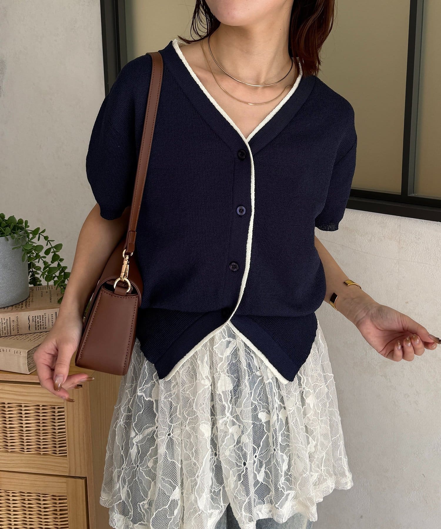 Thevon.(ゼヴォン) バイカラー5分袖ショートパフカーディガン