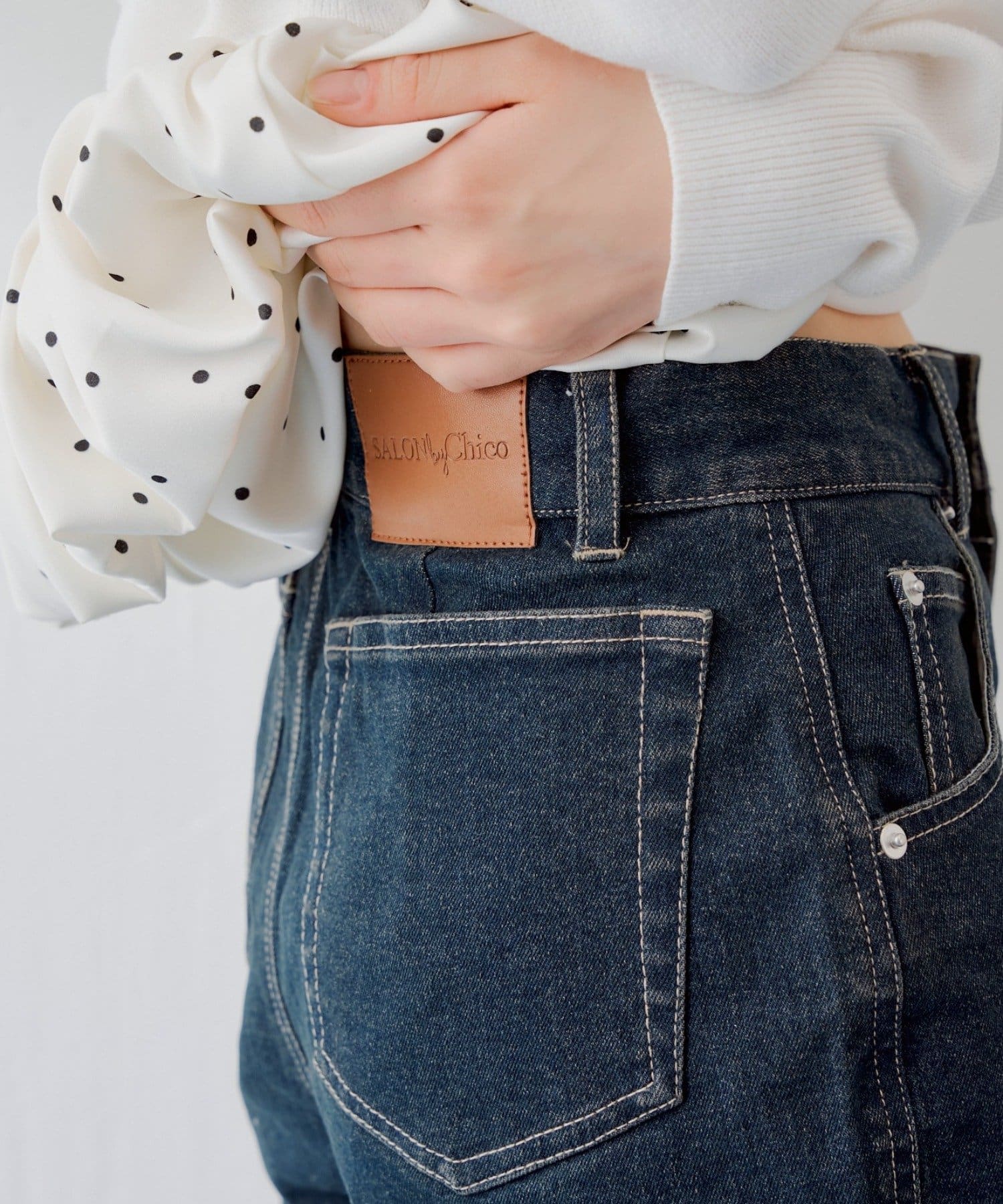 Chico(チコ) 【SALON by Chico】リボン取り外しサイドスリットカプリパンツ