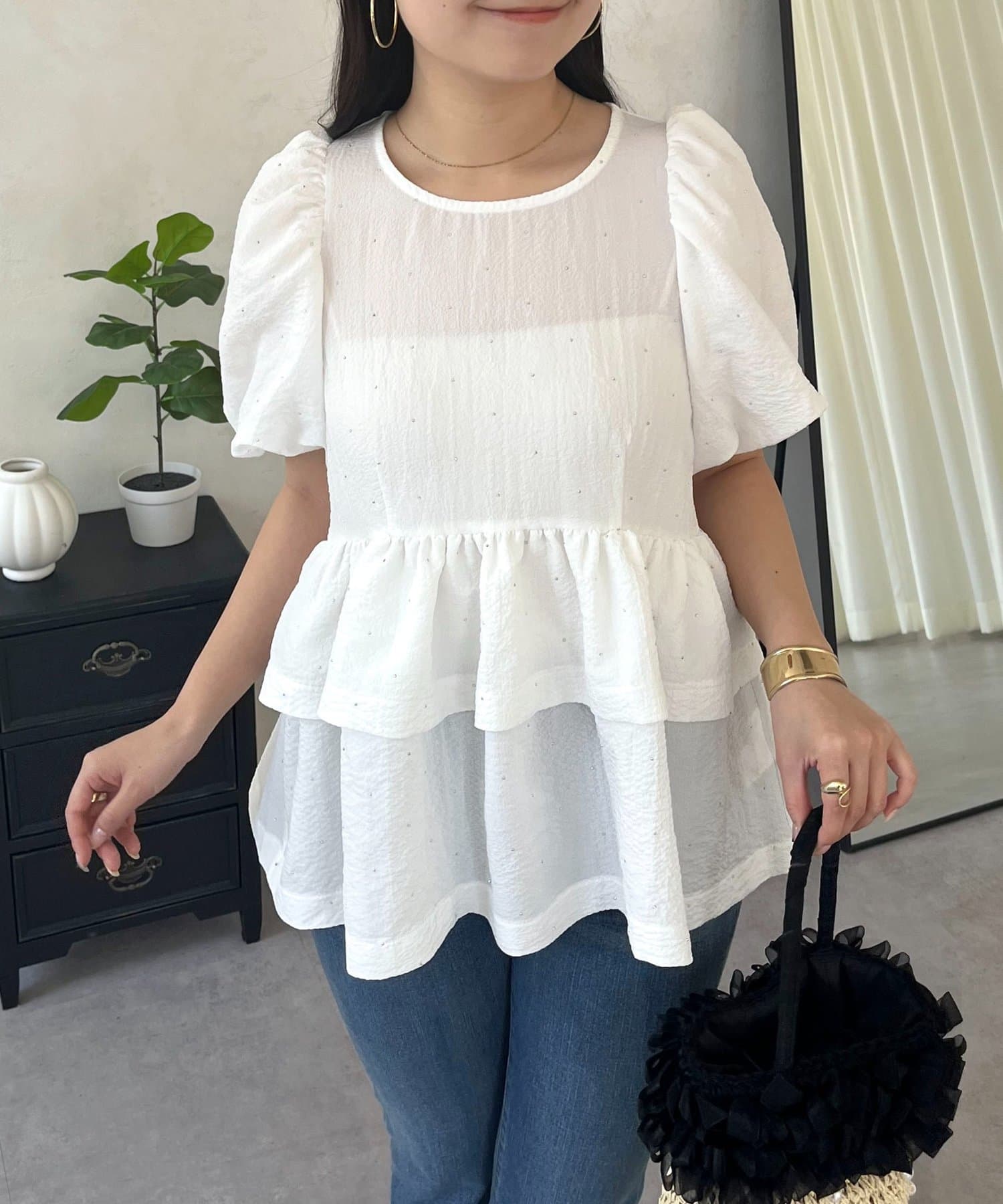 prose verse(プロズヴェール) Wフリルキラキラペプラムパフスリーブブラウス