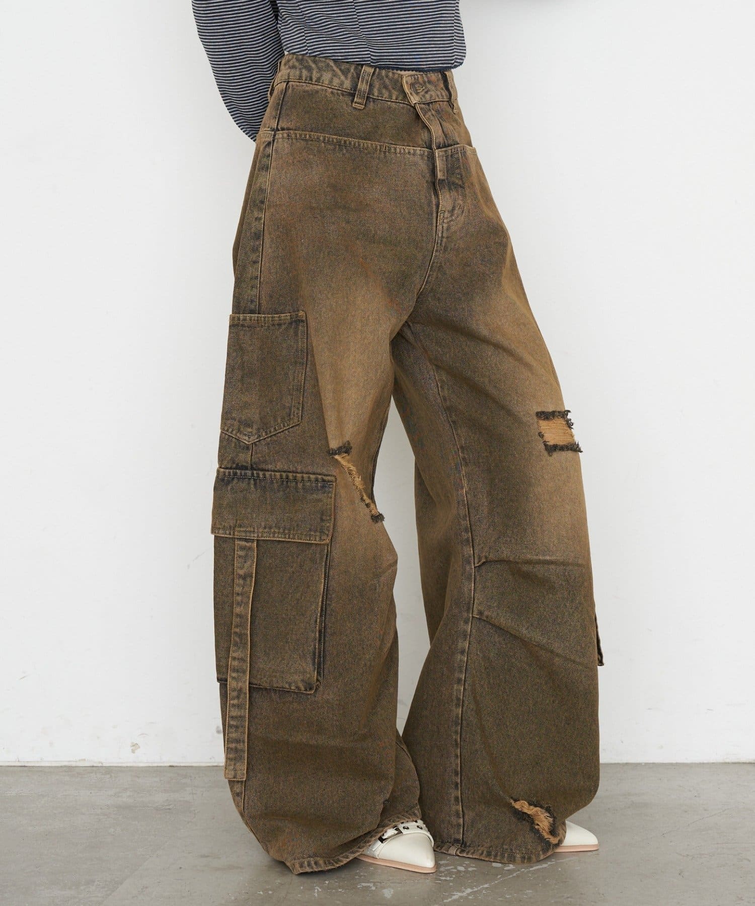 RAY CASSIN(レイカズン) カーゴバレルルーズデニムパンツ