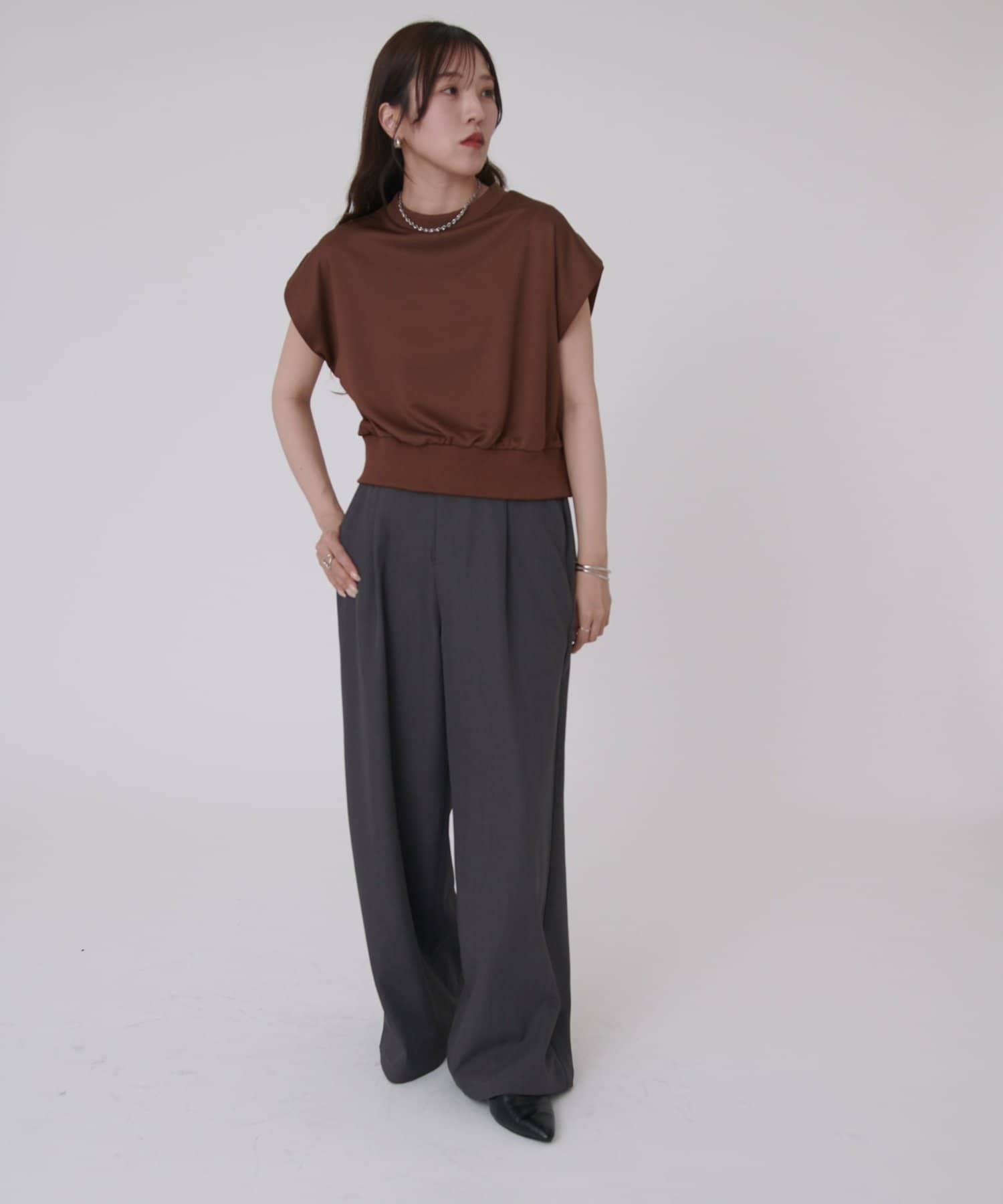 COLONY 2139(コロニー トゥーワンスリーナイン) 【WEB限定】2WAYフレンチスリーブZIP付トップス