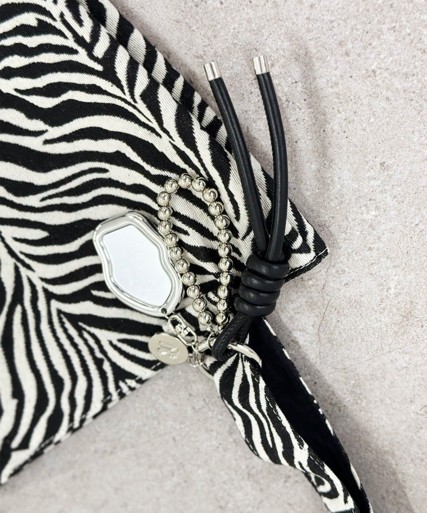 RIVE DROITE(リヴドロワ) 【アレンジ自在】ミラーチャーム