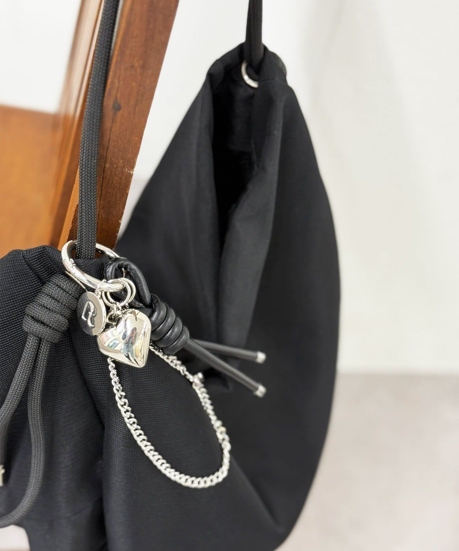 RIVE DROITE(リヴドロワ) 【アレンジ自在】メタルハートチャーム