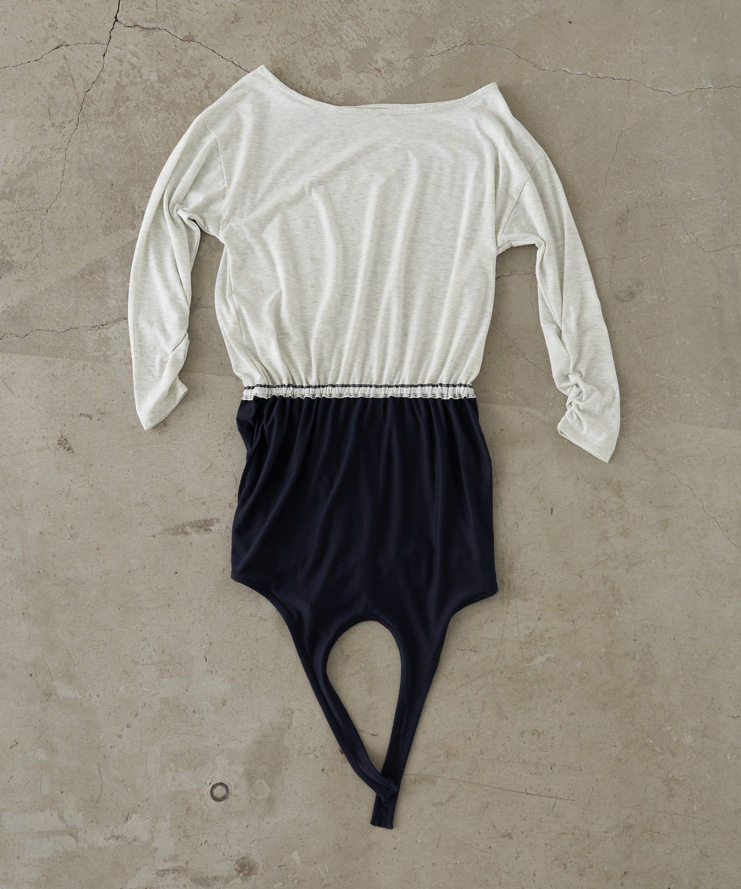 RAY CASSIN(レイカズン) ホルターレイヤードオフショルルーズTシャツ