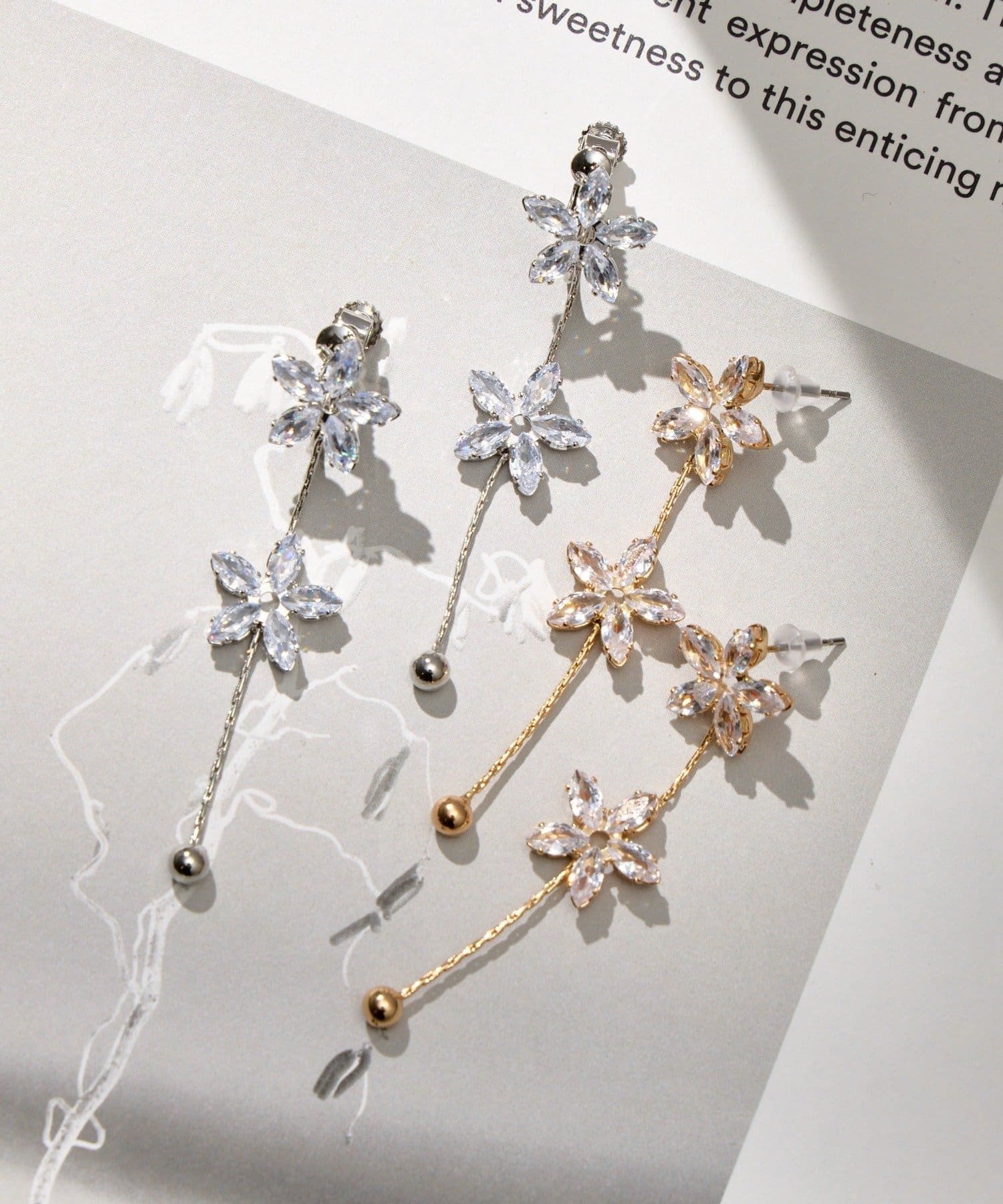 Lattice(ラティス) フラワービジューピアス