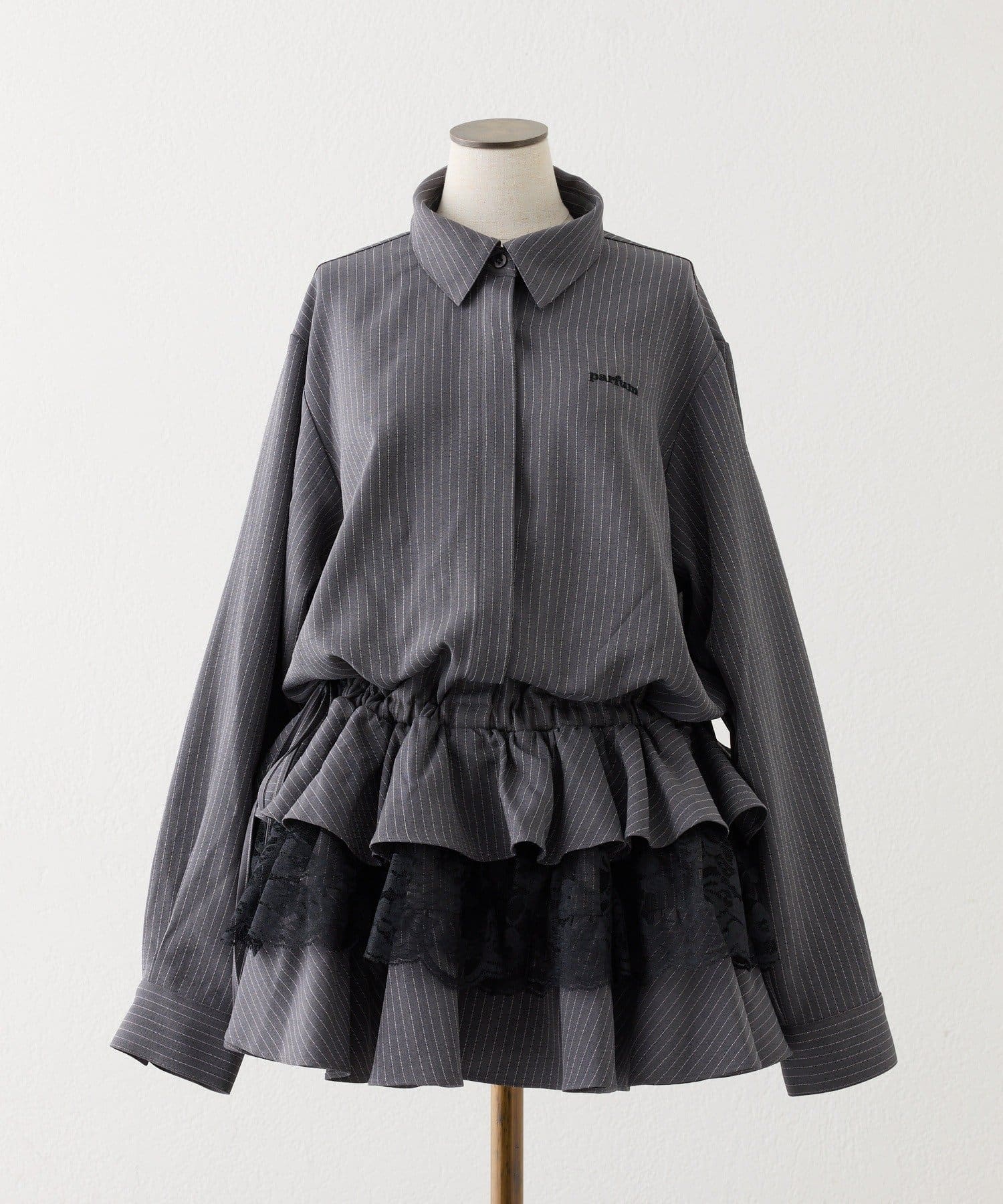 one after another NICE CLAUP(ワンアフターアナザー ナイスクラップ) 裾ティアードシャツワンピース