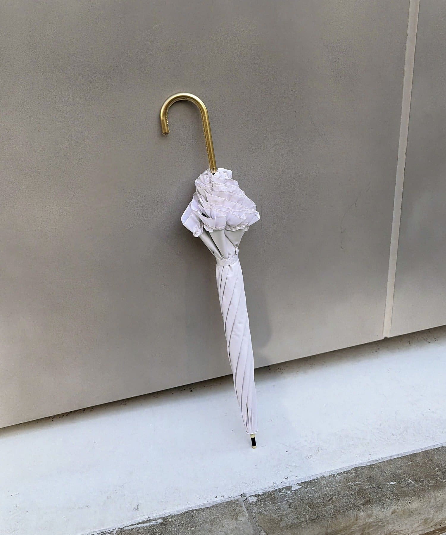 Lattice(ラティス) 【完全遮光100%】【晴雨兼用】長傘(フリル)