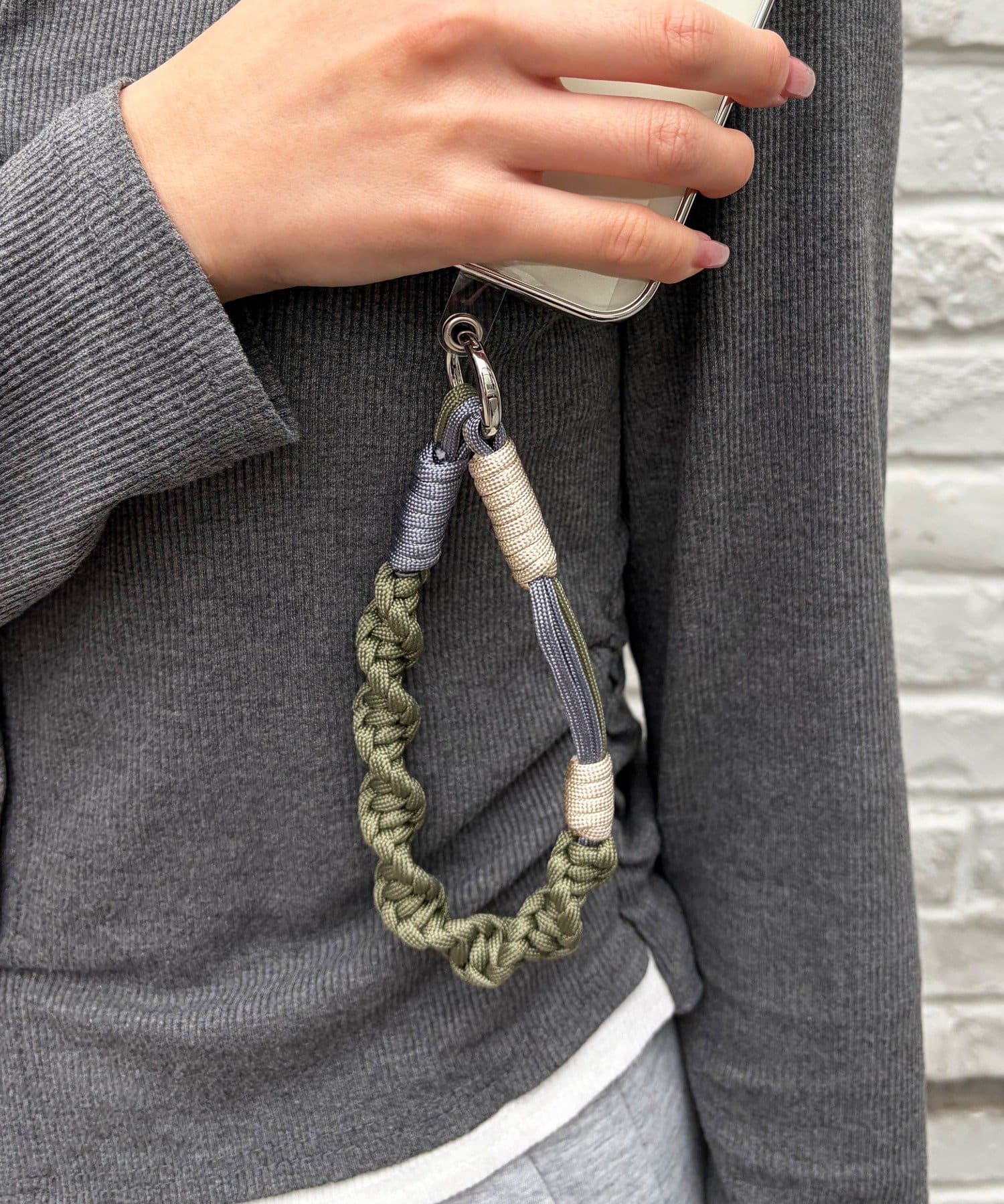 Lattice(ラティス) パラコードボリュームマルチストラップ