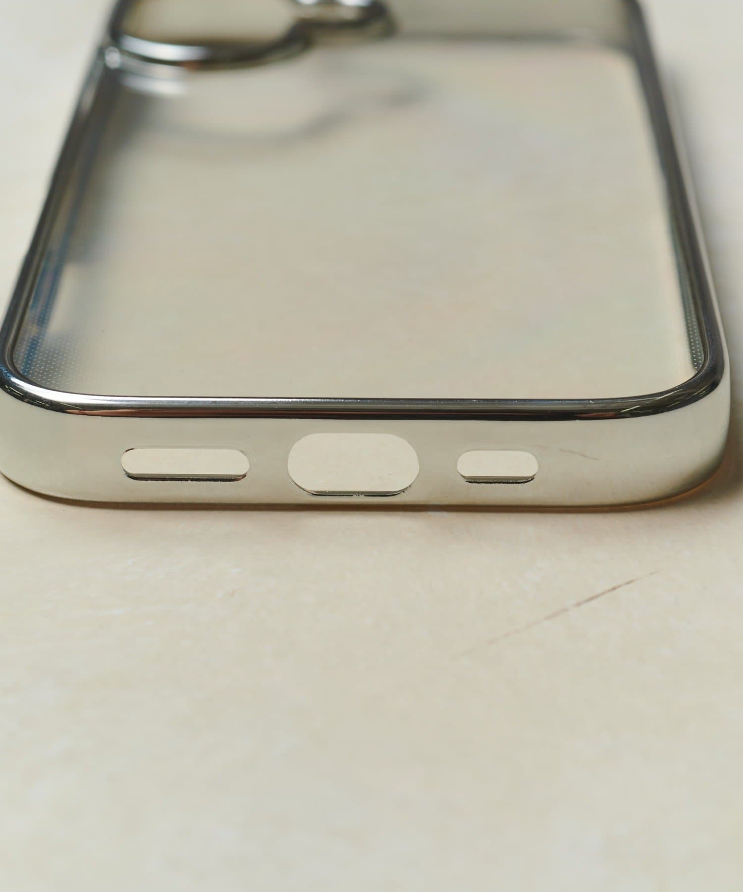 Lattice(ラティス) シルバークリアスマホケース(iPhone17)