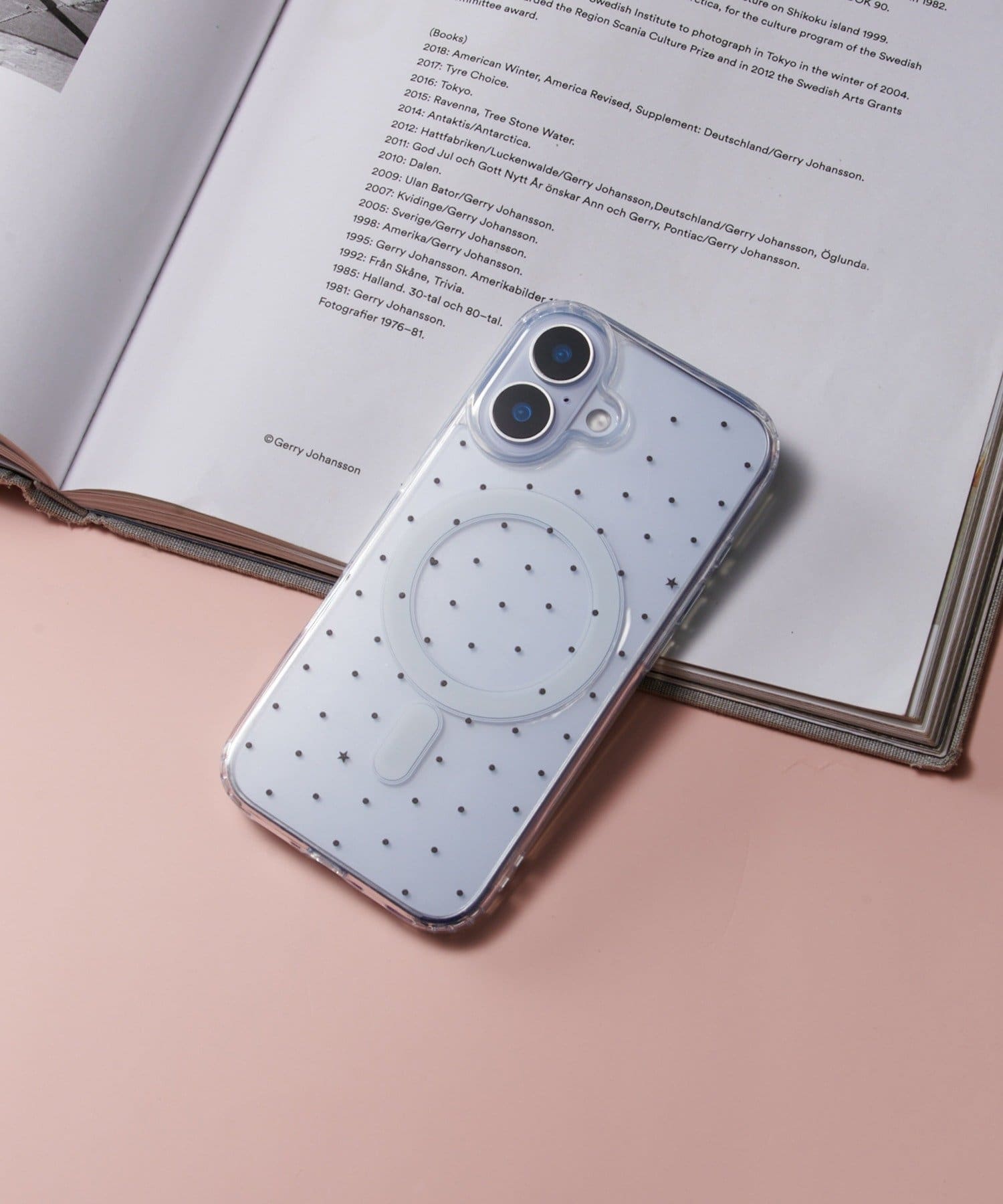 Lattice(ラティス) クリアドットマグネットスマホケース(iPhone17)