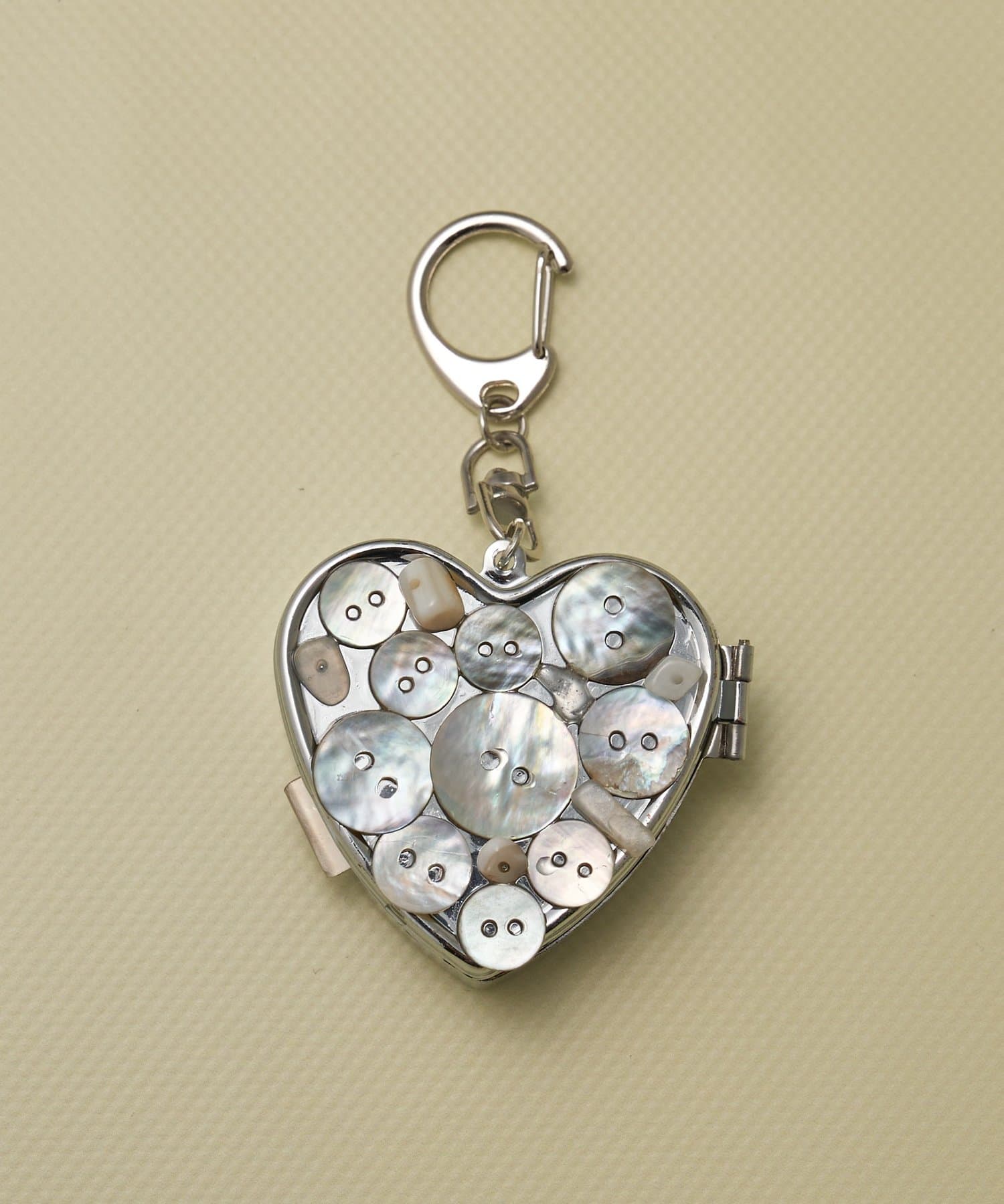 Lattice(ラティス) 【ボタンアイテム】マルチケースチャーム