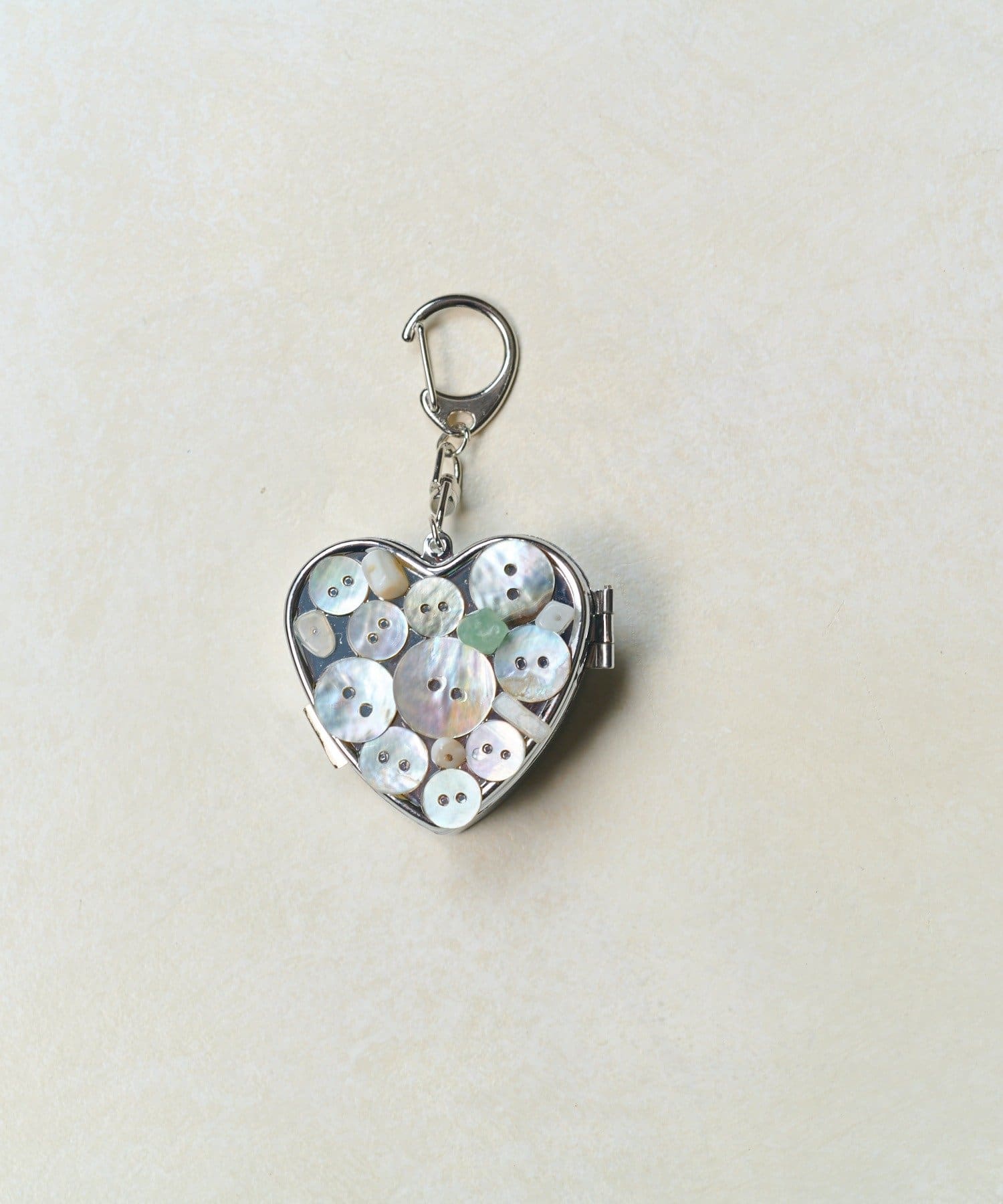 Lattice(ラティス) 【ボタンアイテム】マルチケースチャーム