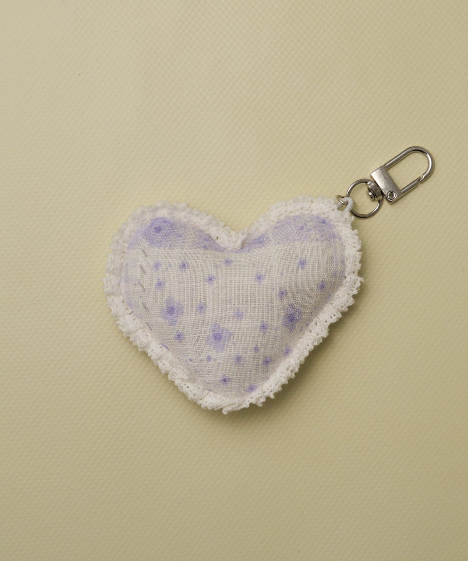 Lattice(ラティス) 【ボタンアイテム】パッチワークハートクッションチャーム