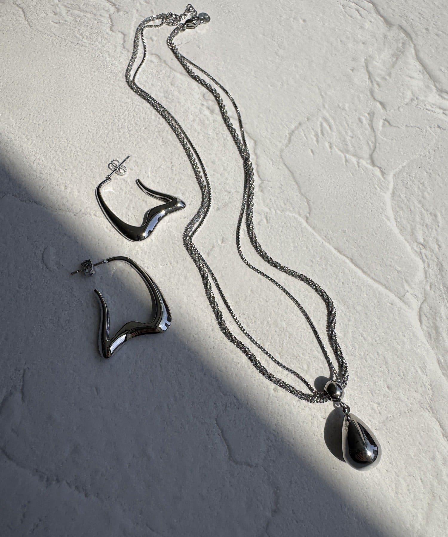 Lattice(ラティス) 【LesSignes】ニュアンスステンレスピアス