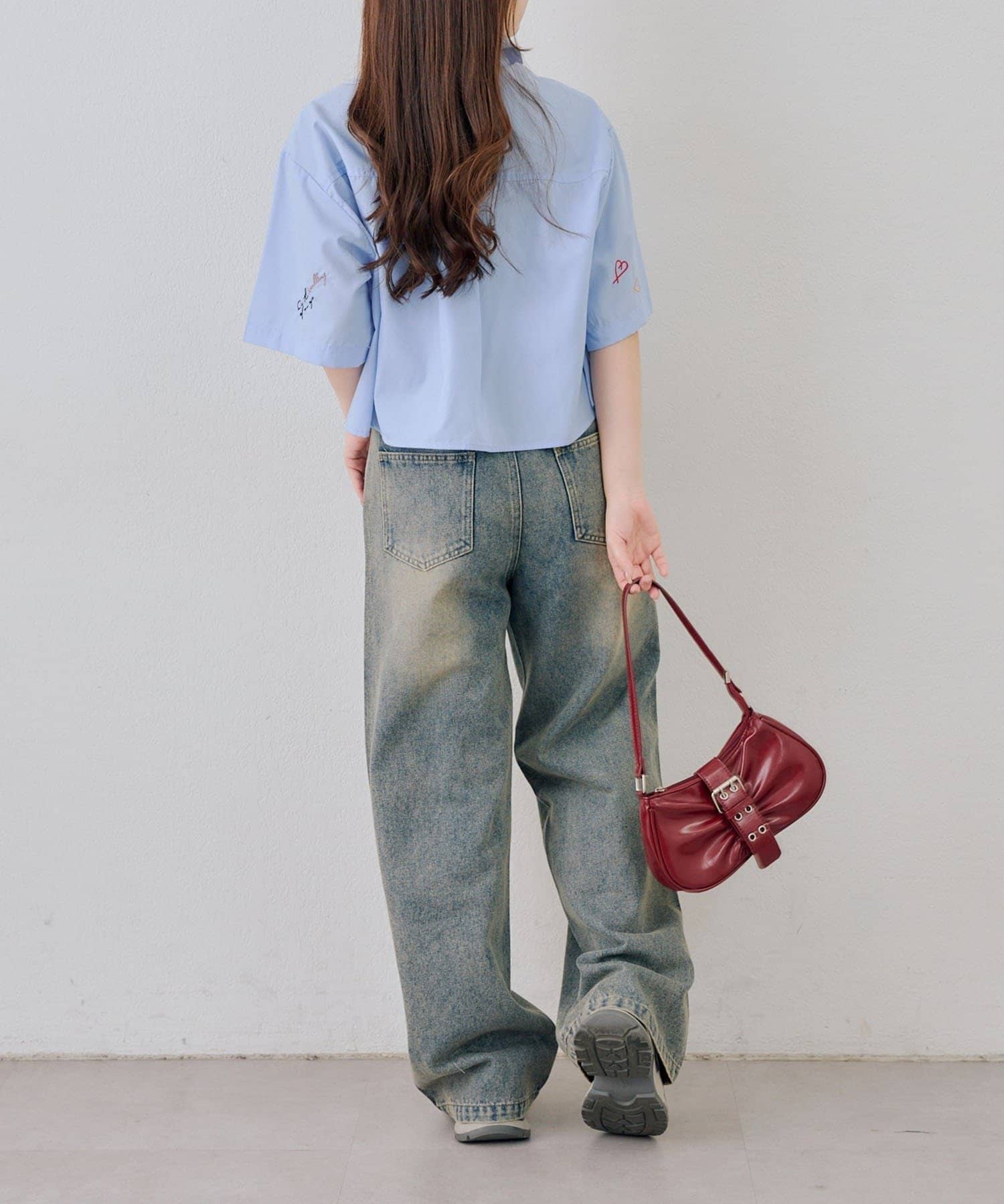 NICE CLAUP / OLIVE des OLIVE OUTLET(ナイスクラップ  / オリーブ デ オリーブ アウトレット) 【continuer】【OUTLET限定】刺繍入りショート丈ブラウス