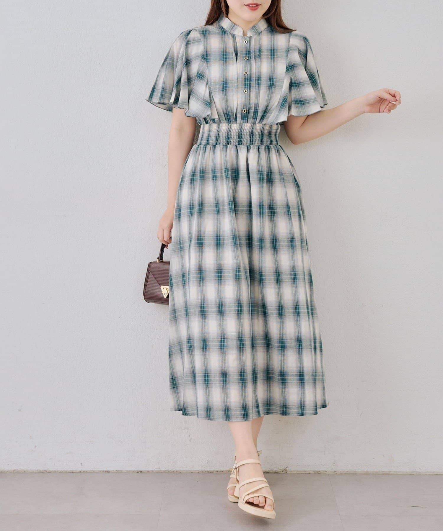 NICE CLAUP / OLIVE des OLIVE OUTLET(ナイスクラップ  / オリーブ デ オリーブ アウトレット) 【OUTLET限定】上品な雰囲気漂う、ピンタック袖フレアワンピース