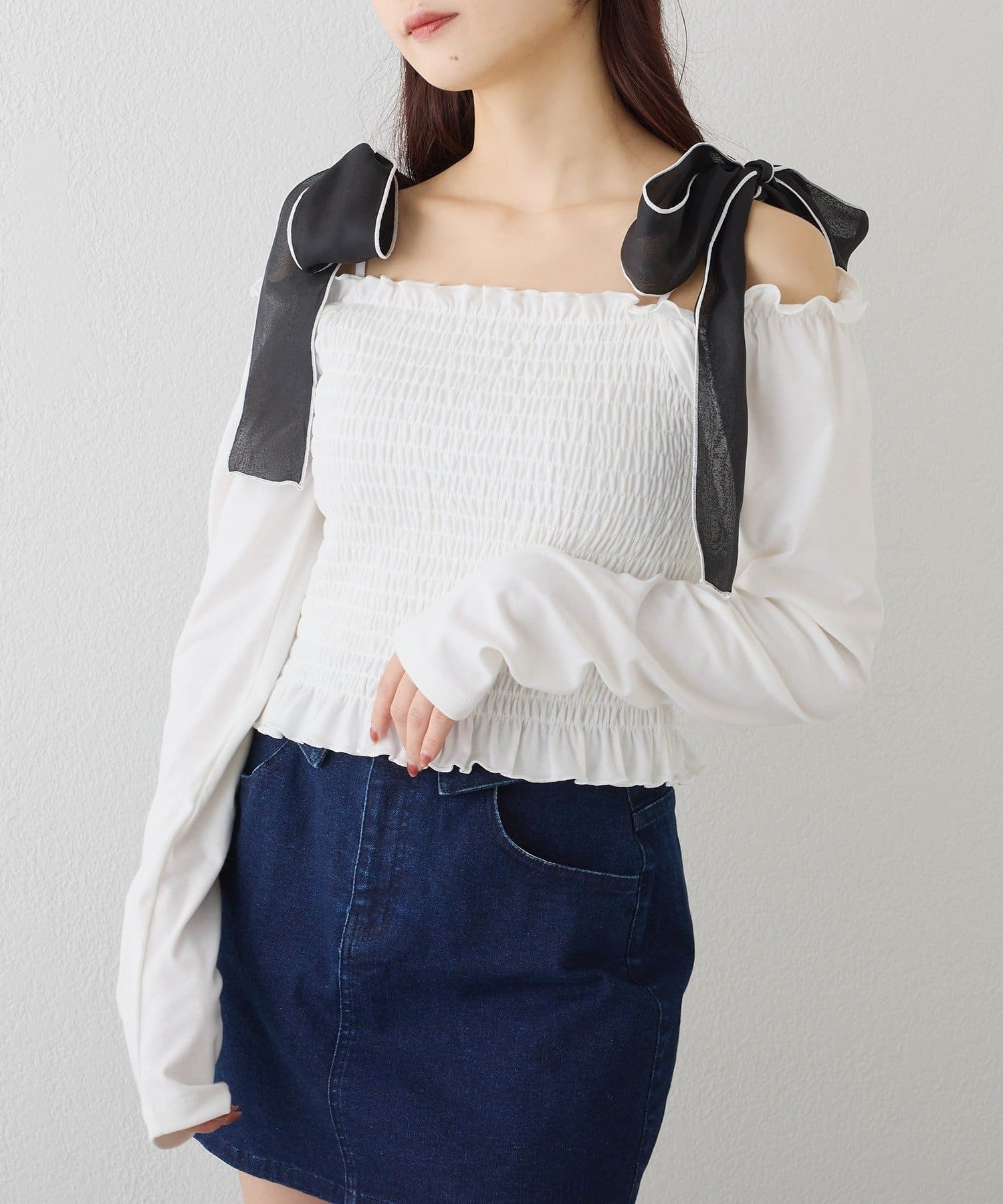 NICE CLAUP / OLIVE des OLIVE OUTLET(ナイスクラップ  / オリーブ デ オリーブ アウトレット) 【one after another】肩リボンシャーリングトップス