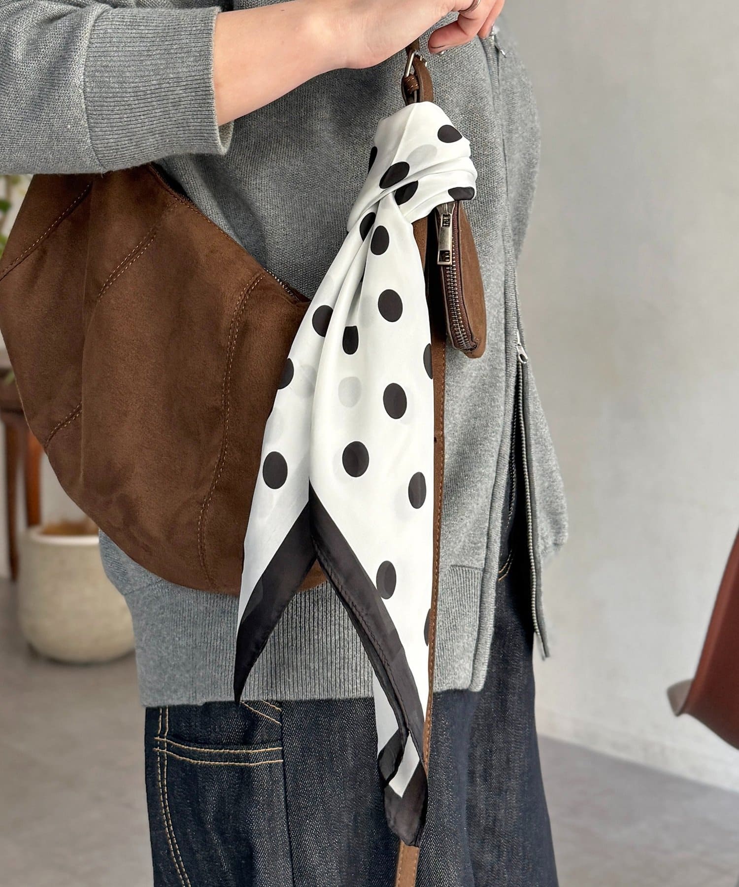 CPCM(シーピーシーエム) ドットスカーフ