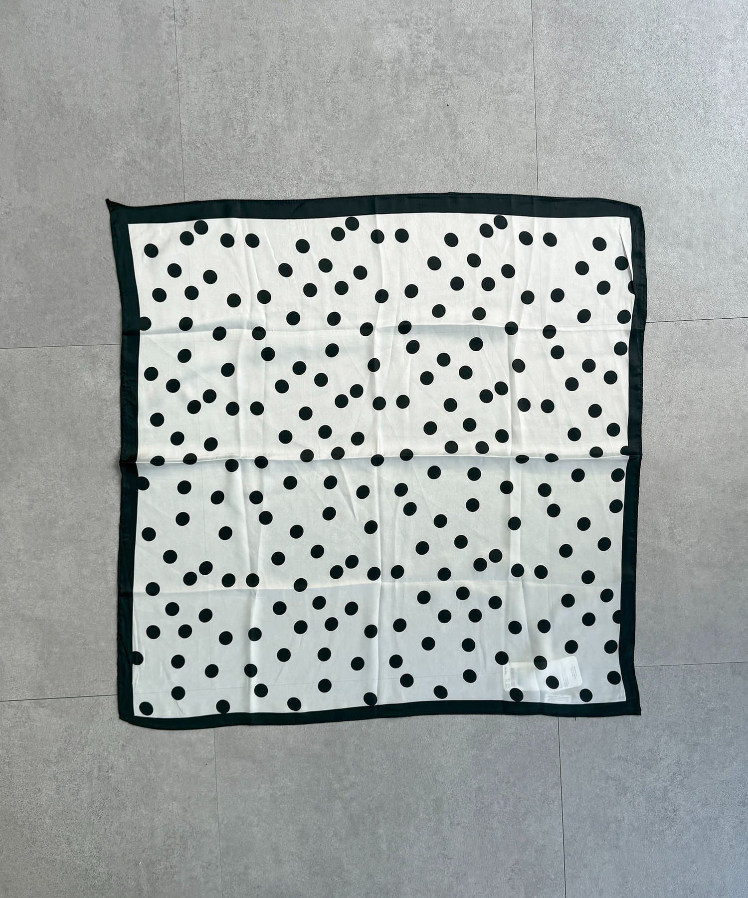 CPCM(シーピーシーエム) ドットスカーフ