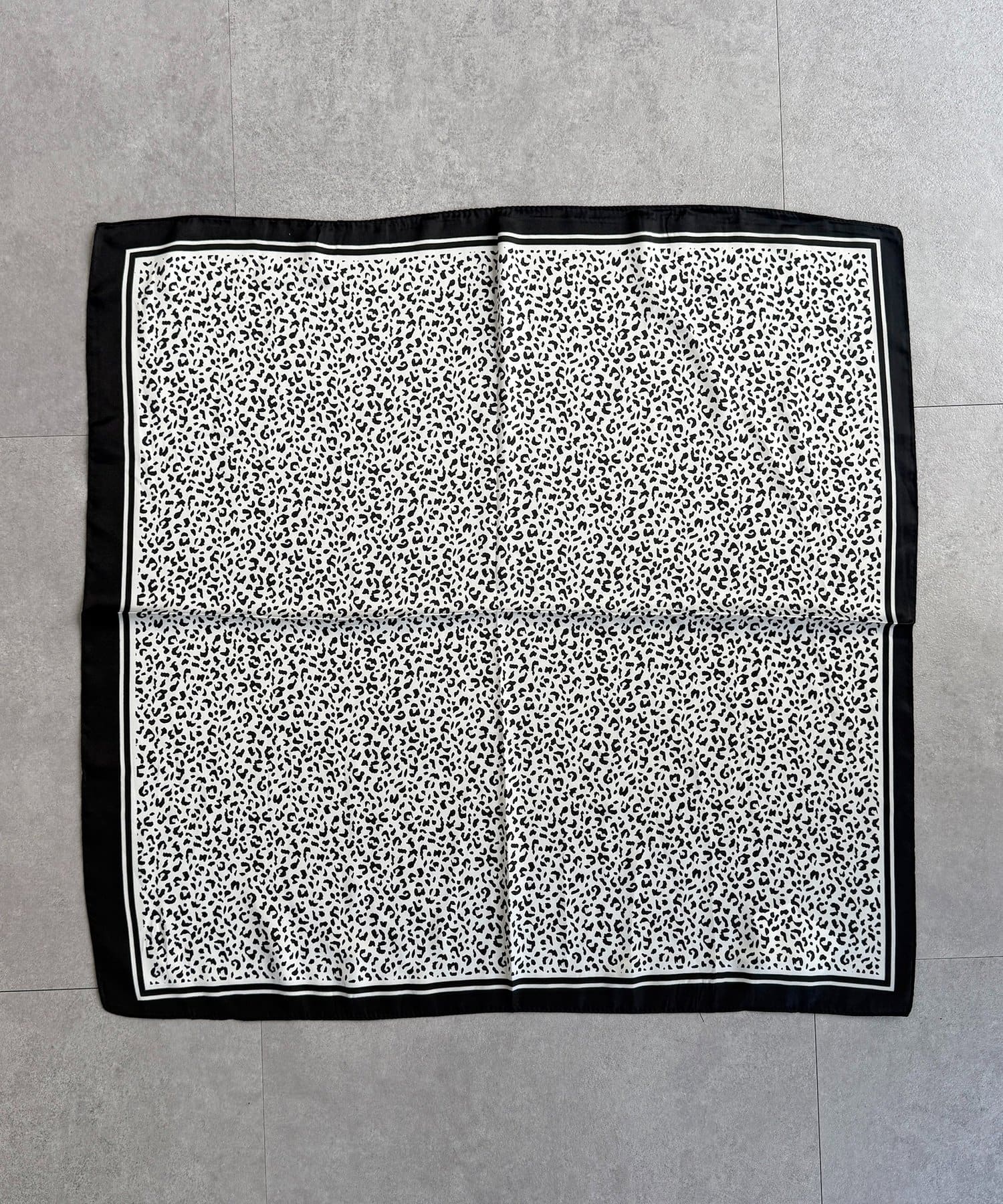 CPCM(シーピーシーエム) レオパードスカーフ