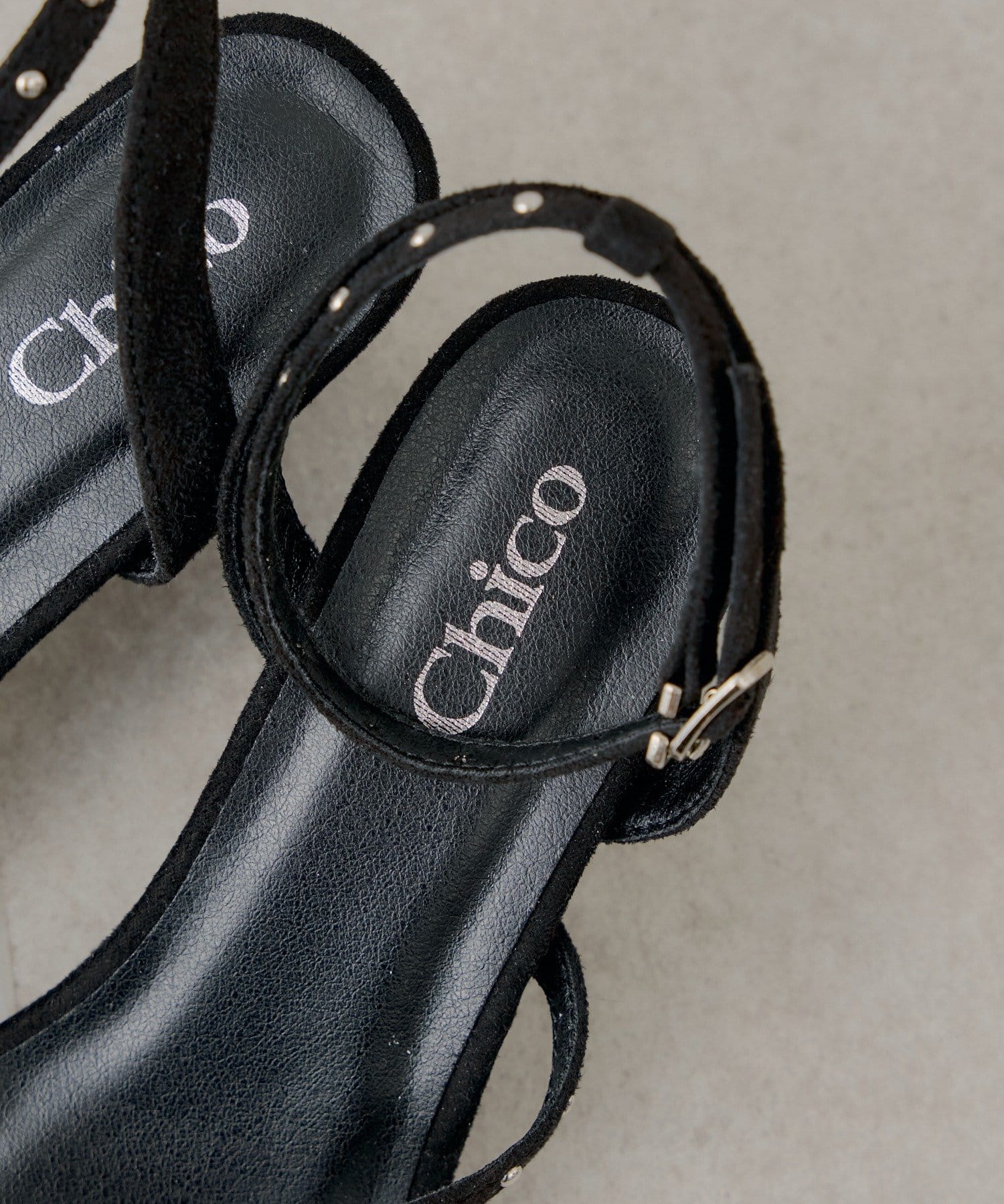 Chico(チコ) スエードストラップサンダル