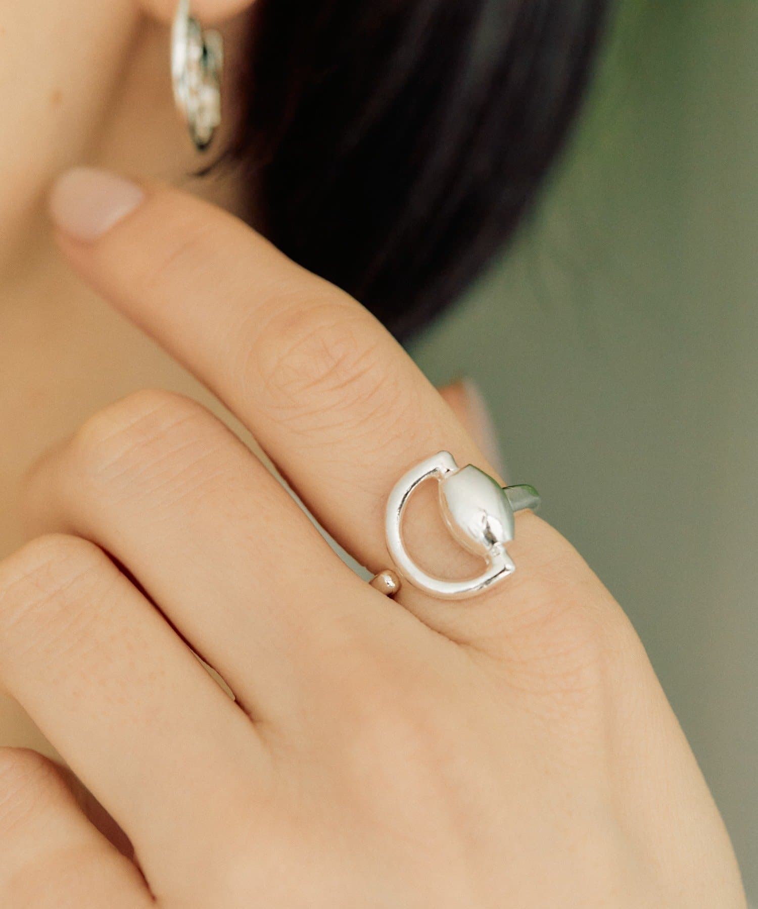 ear PAPILLONNER(イア パピヨネ) ホースビットリング