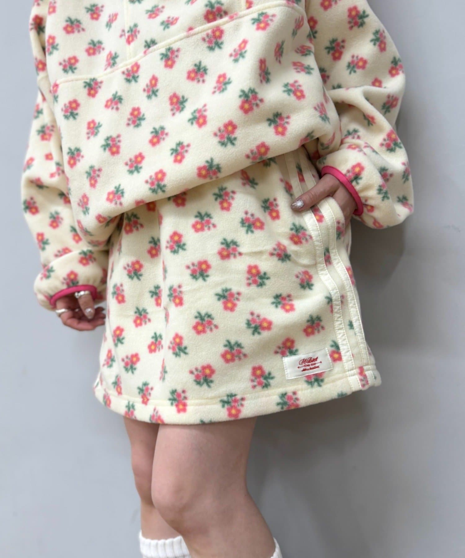 OUTLET(アウトレット) 【w closet】花柄フリースミニスカート